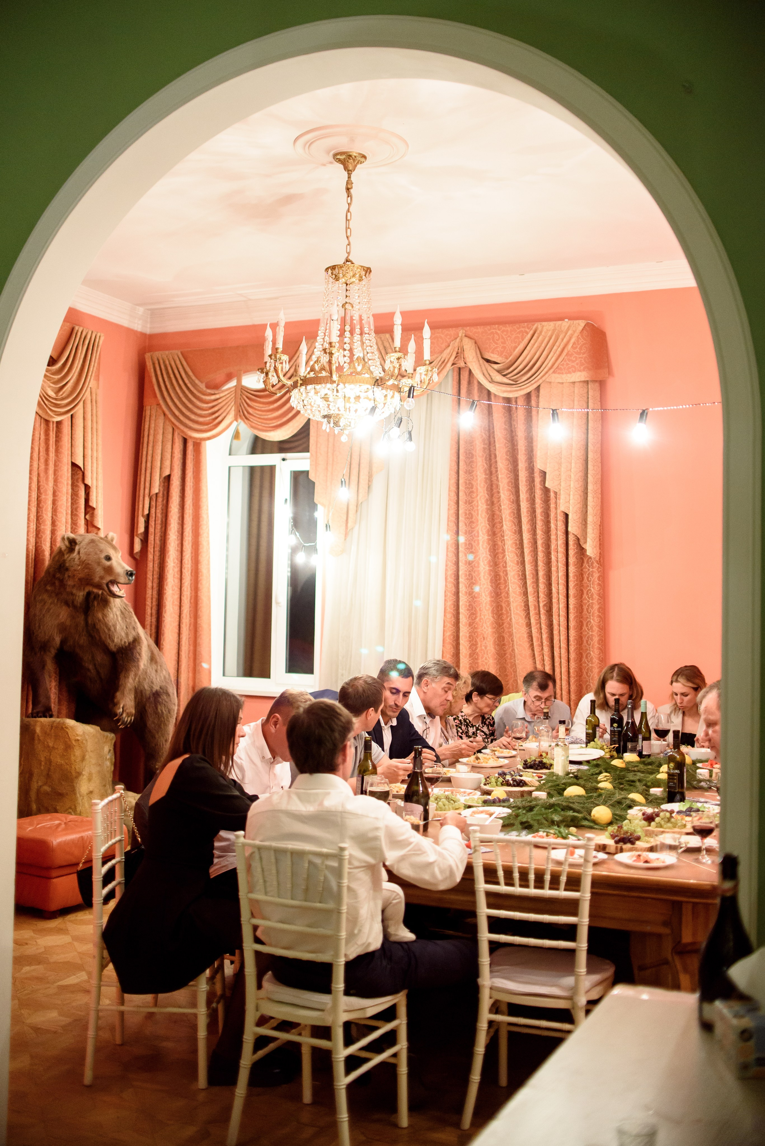 Камерная загородная свадьба в коттедже. Анастасия Петрович фотограф, фотокорреспондент в Москве и Санкт-Петербурге. Фотосъёмка репортажа, мероприятия, корпоративная съёмка, контент