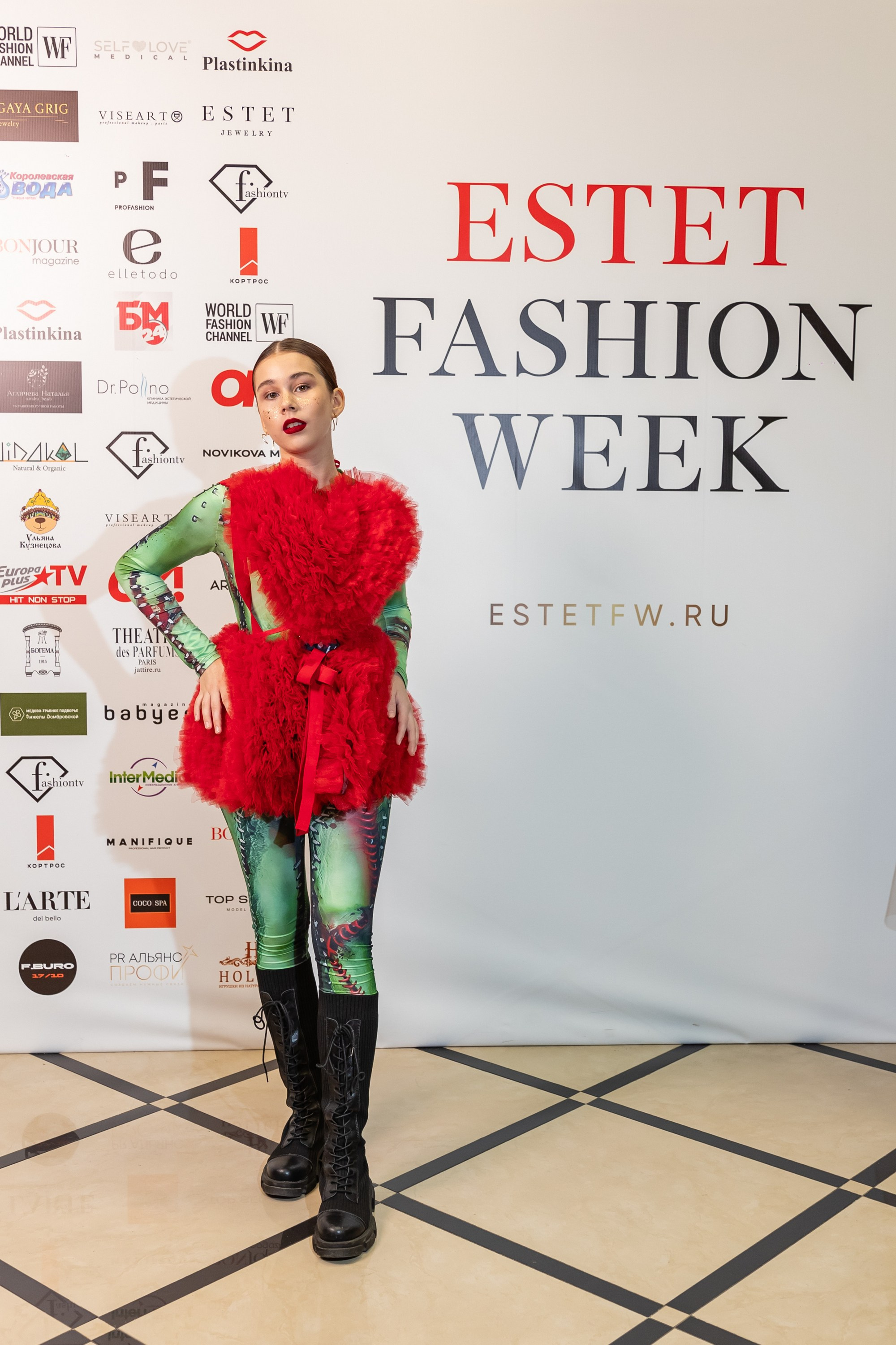 ESTET FASHION WEEK (KIDs REVOLUTION). Татьяна Чернышова свадебный фотограф Москва