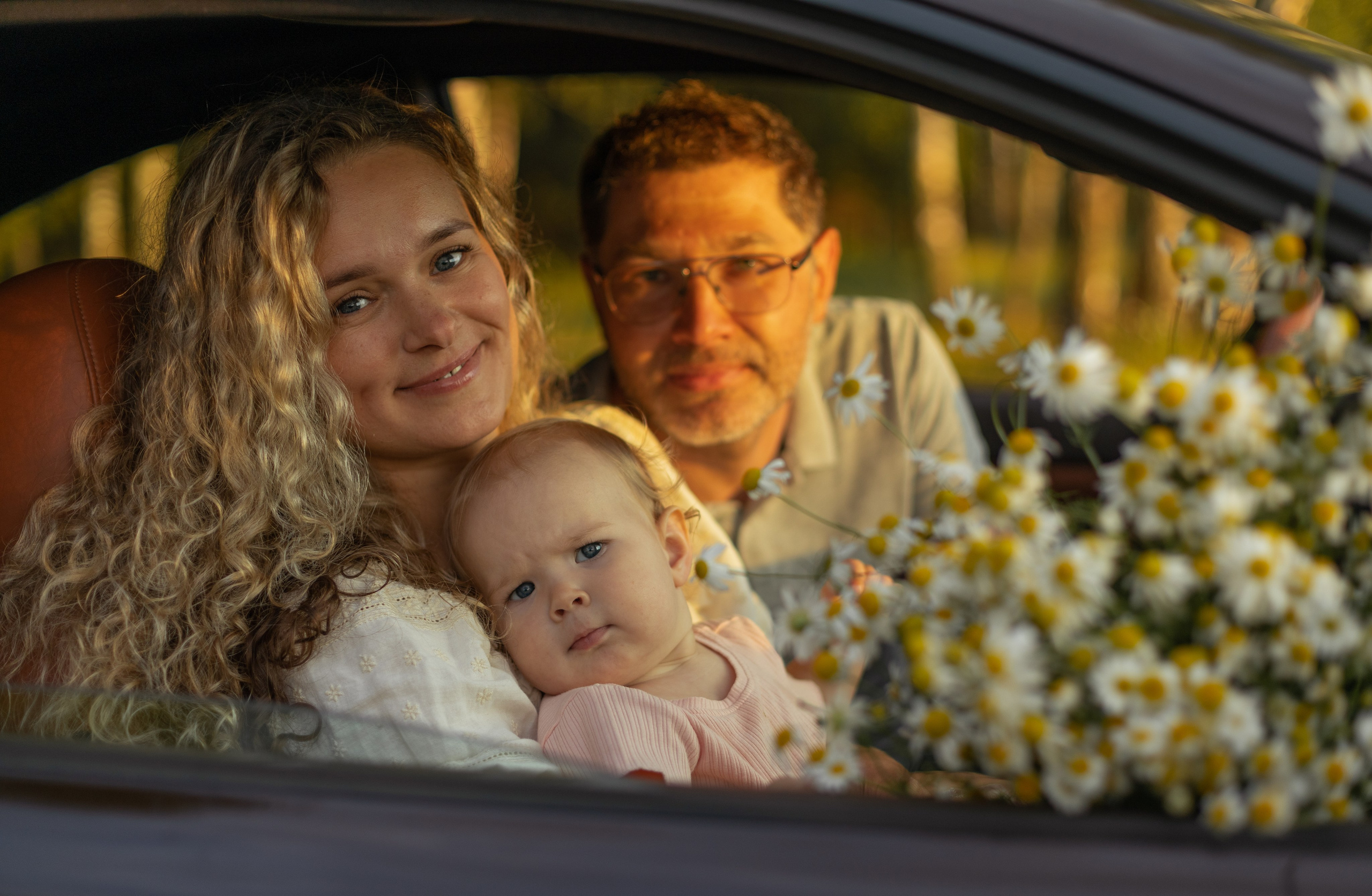 Евгений с семьей. Главная