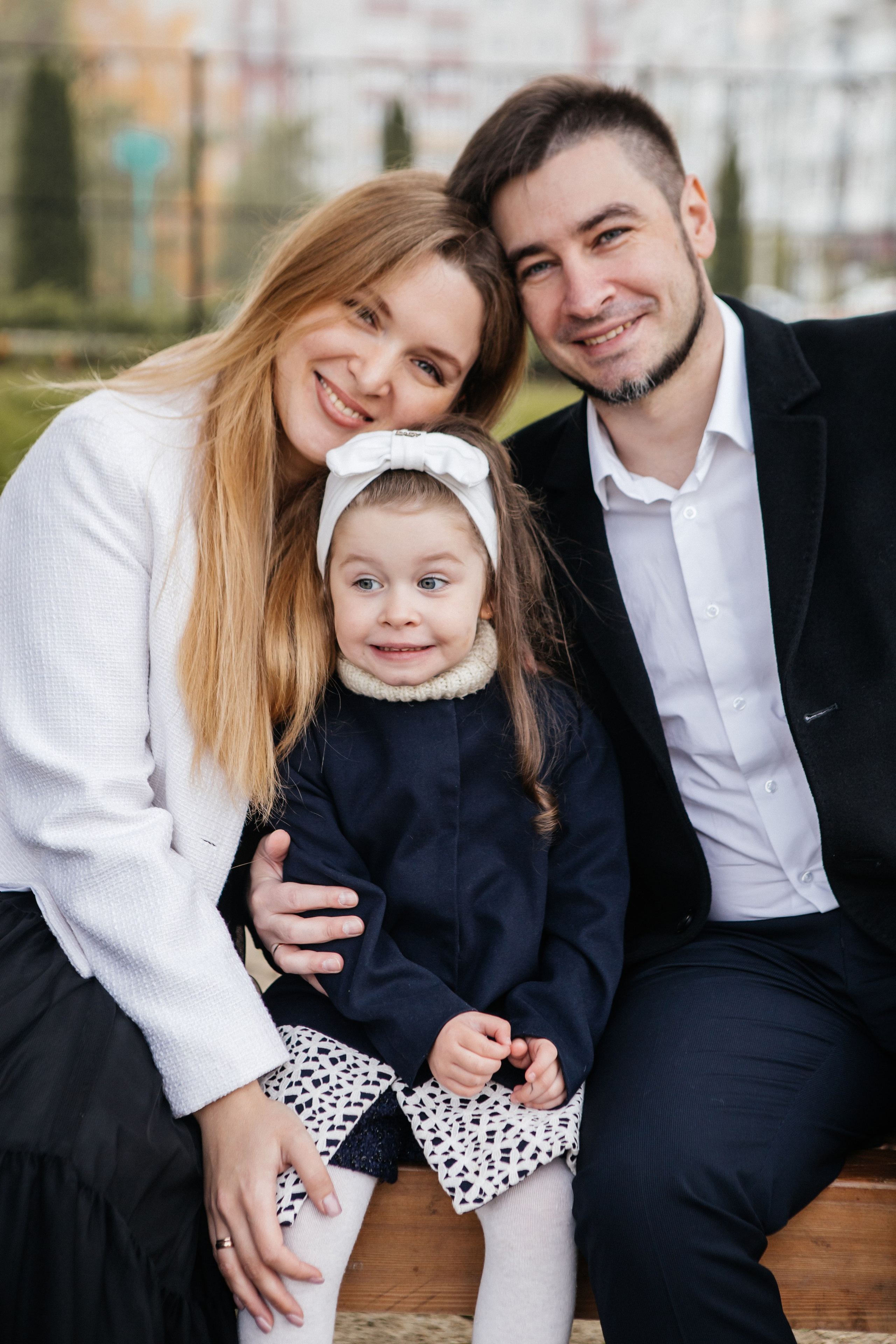 Марта, Евгений и Тая. Осенняя прогулка. Семейный фотограф в Калининграде Анастасия Юрина