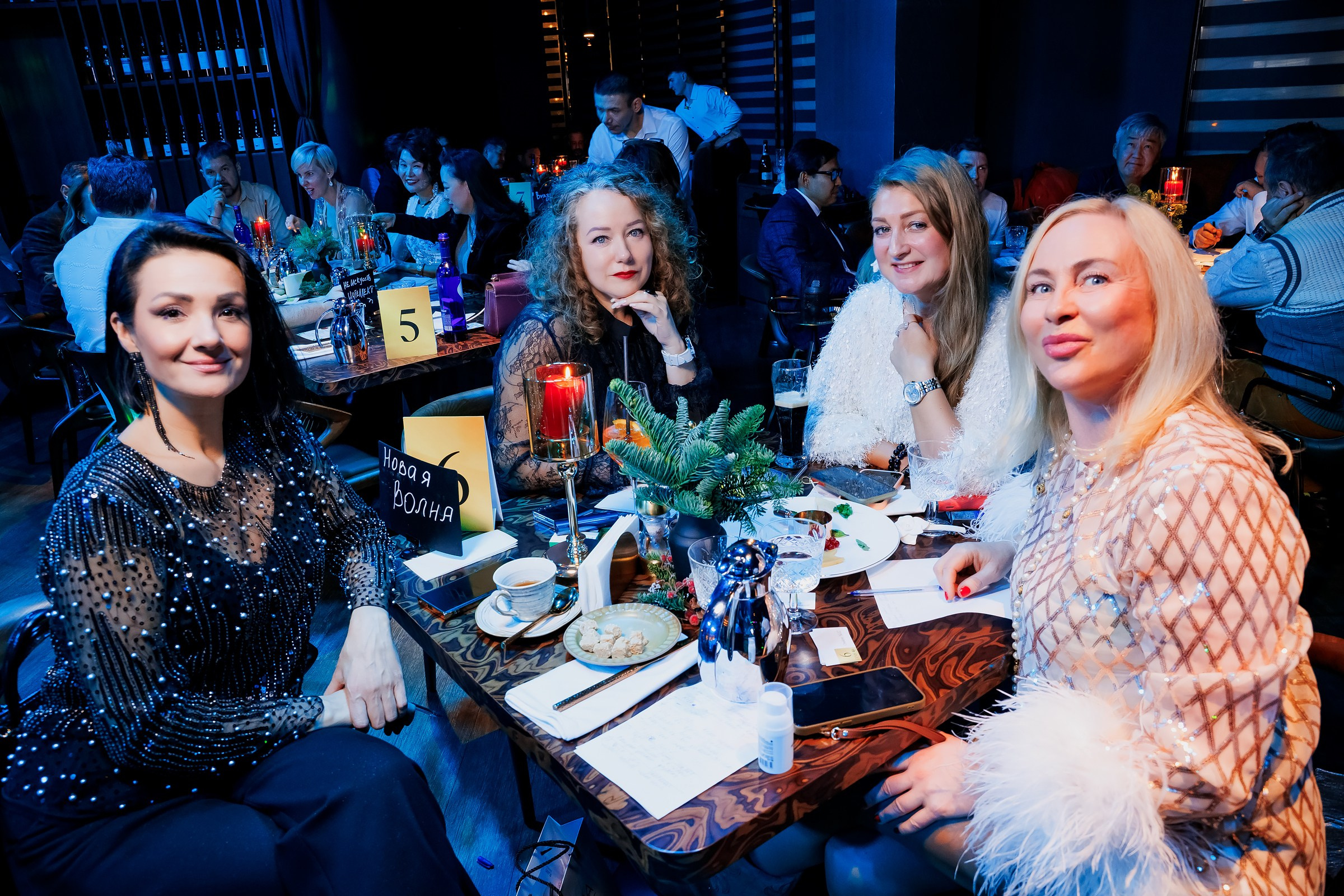 Вокруг Света за 60 Секунд-Sunset Meat Restaurant. Репортажный фотограф в Алматы Каюпов Сержан