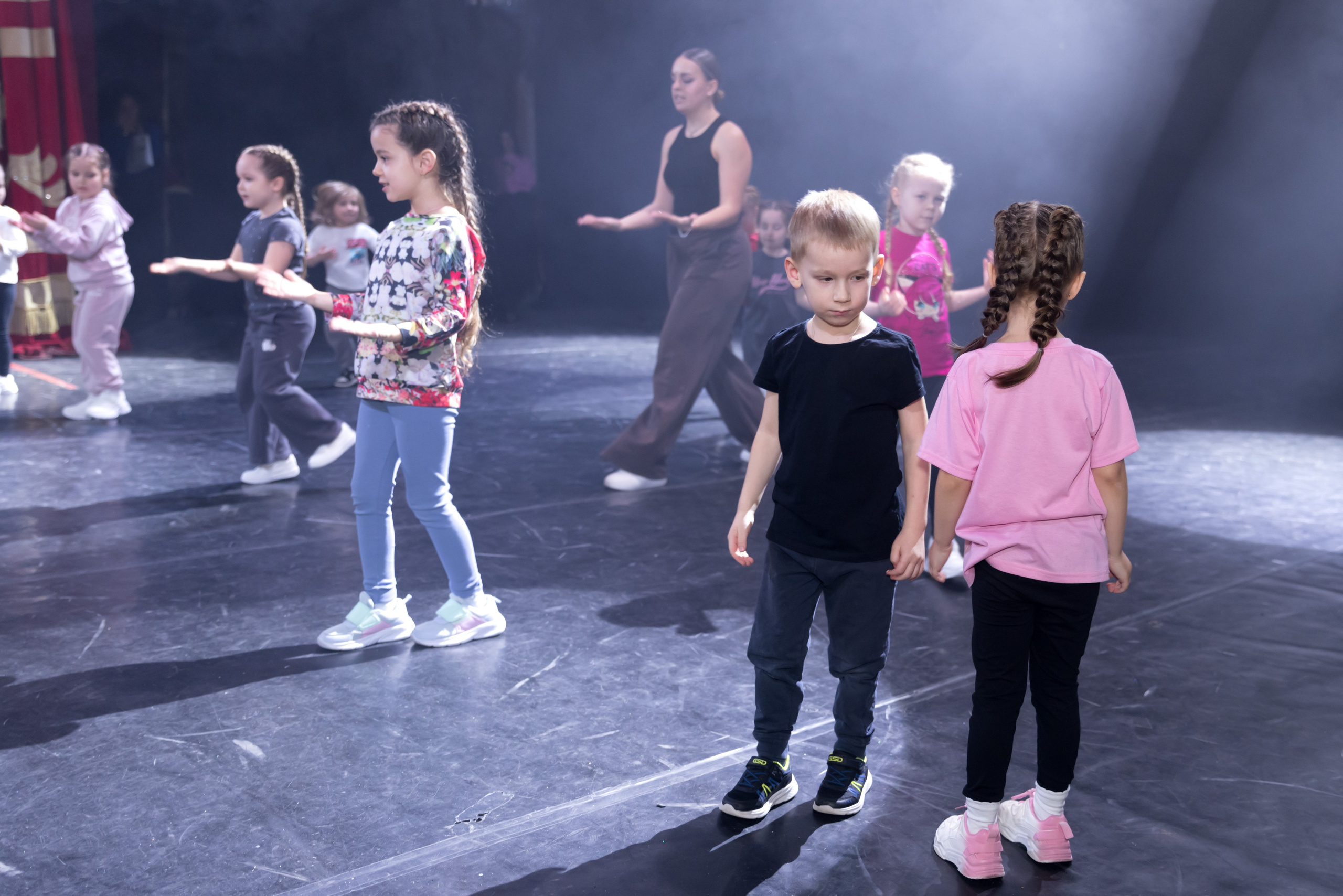 TODES Центр Краснодар Прогон Отчетного концерта Закулисье. Фотограф и Видеограф в Краснодаре Юлия Солодченко