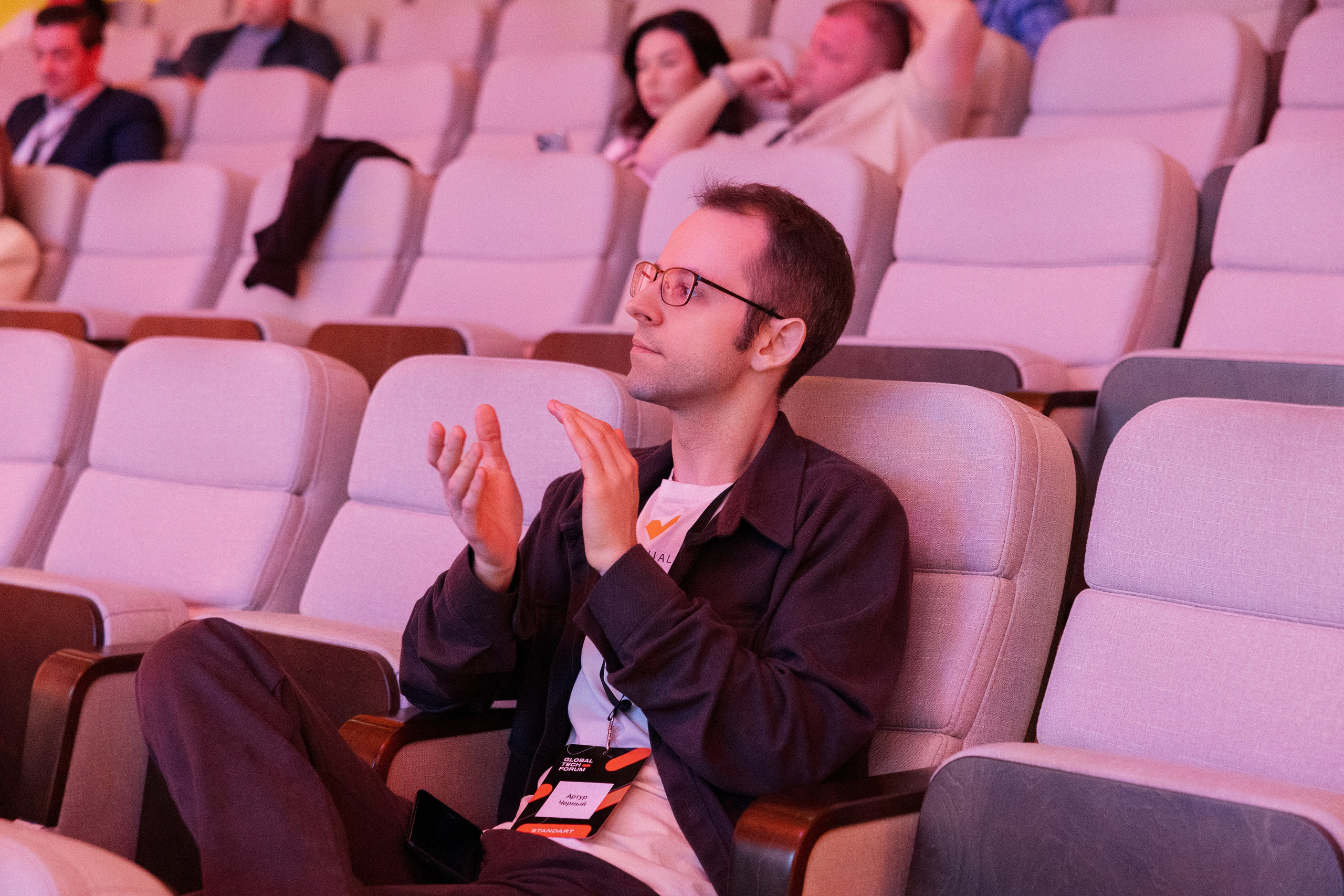 GLOBAL TECH FORUM. Портретный и ивент-фотограф в Москве Шамиль Хасянзанов