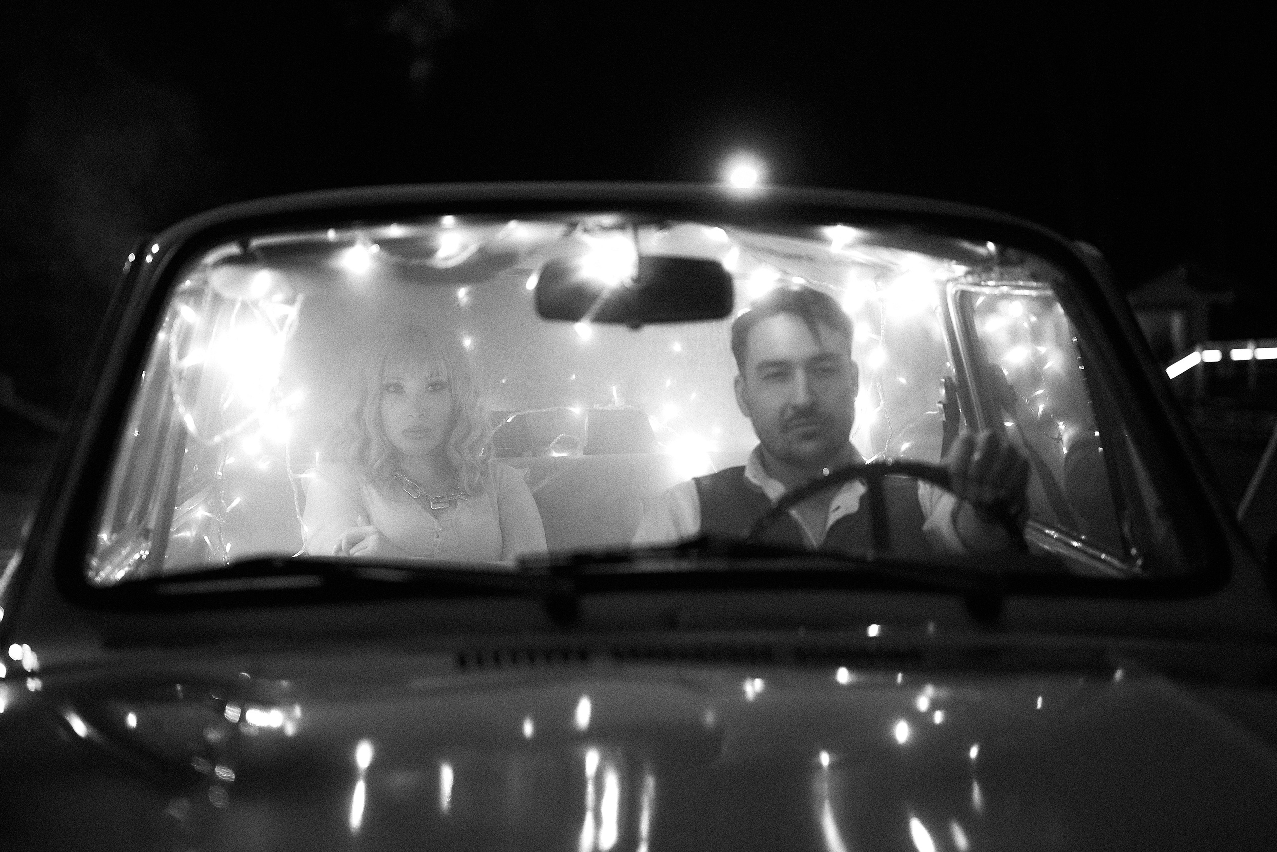 Love in the car. Портретный фотограф в Казани