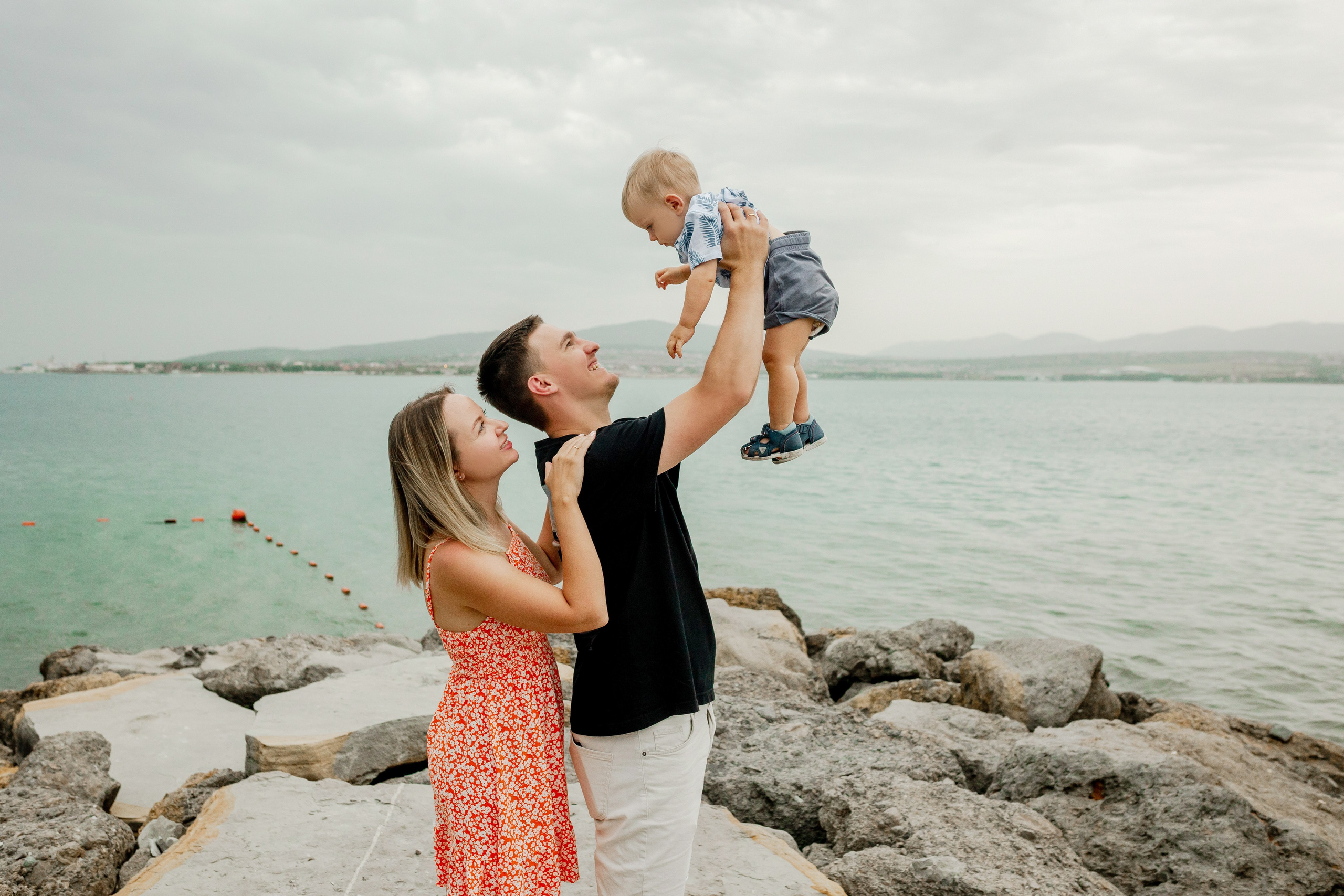 Ирина и Артем с сыном. Фотограф в Геленджике, Архипо-Осиповке, Абрау-Дюрсо, Кринице Виктория