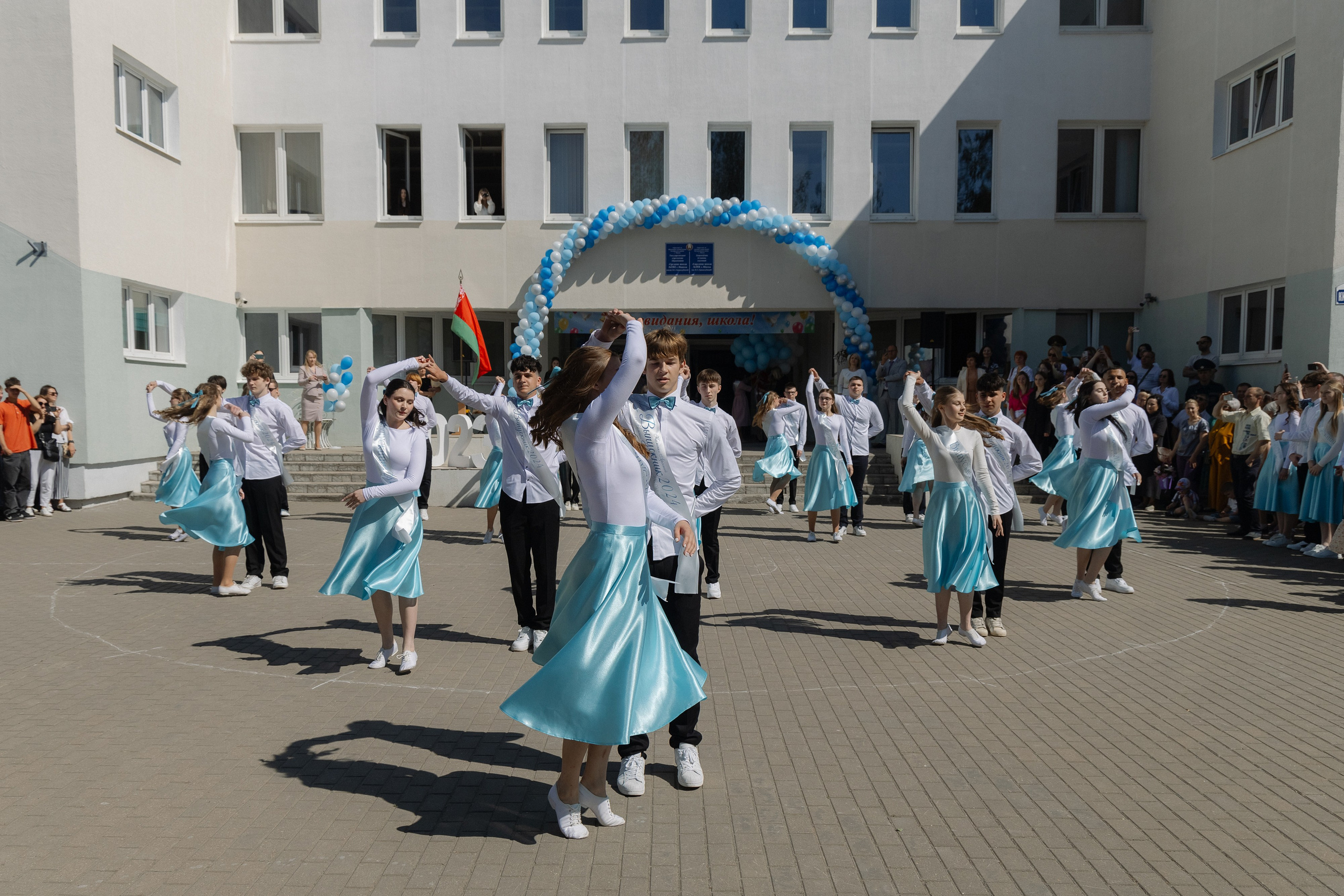 Последний звонок 2024. Свадебный фотограф в Минске/Беларуси Сергей Спиридонов
