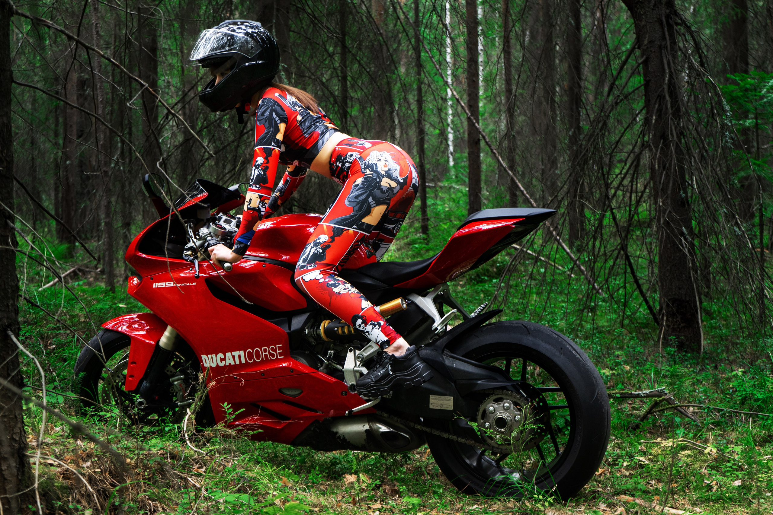 Фотосессия с мотоциклом. Фотограф Екатеринбург Кокшарова Александра