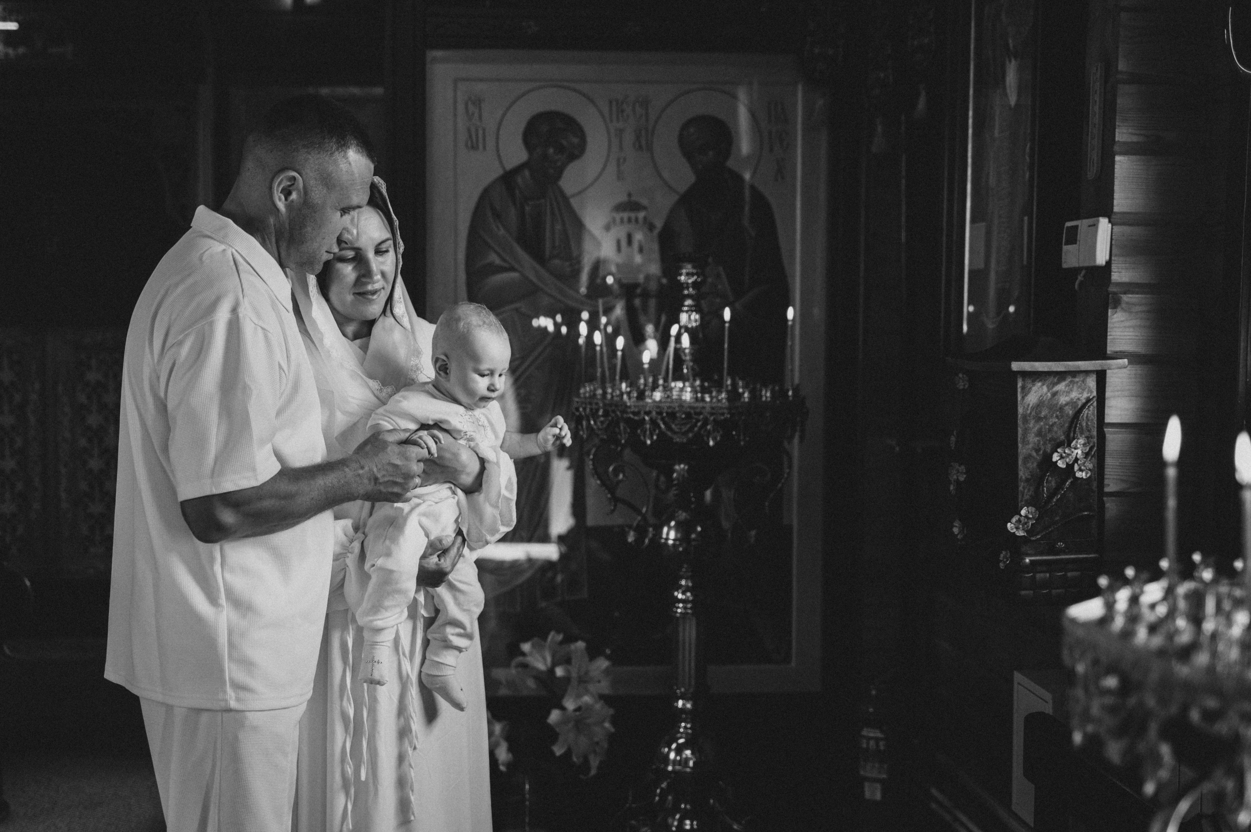 Крещение Марка (ХРАМ СВЯТИТЕЛЯ НИКОЛАЯ ЯПОНСКОГО). Семейный фотограф в Минске Дарья Дреко