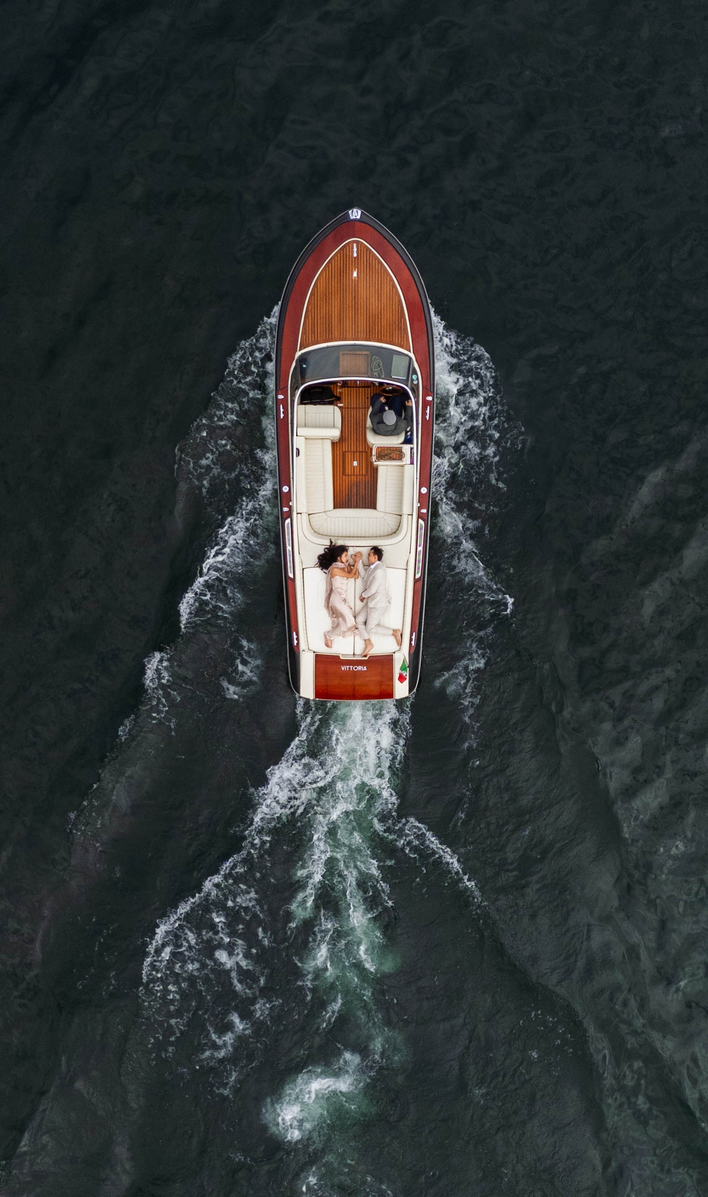 Kristen & husband. Maria Anistratova | Destination Photographer, Videographer & Drone Pilot — Lake Como