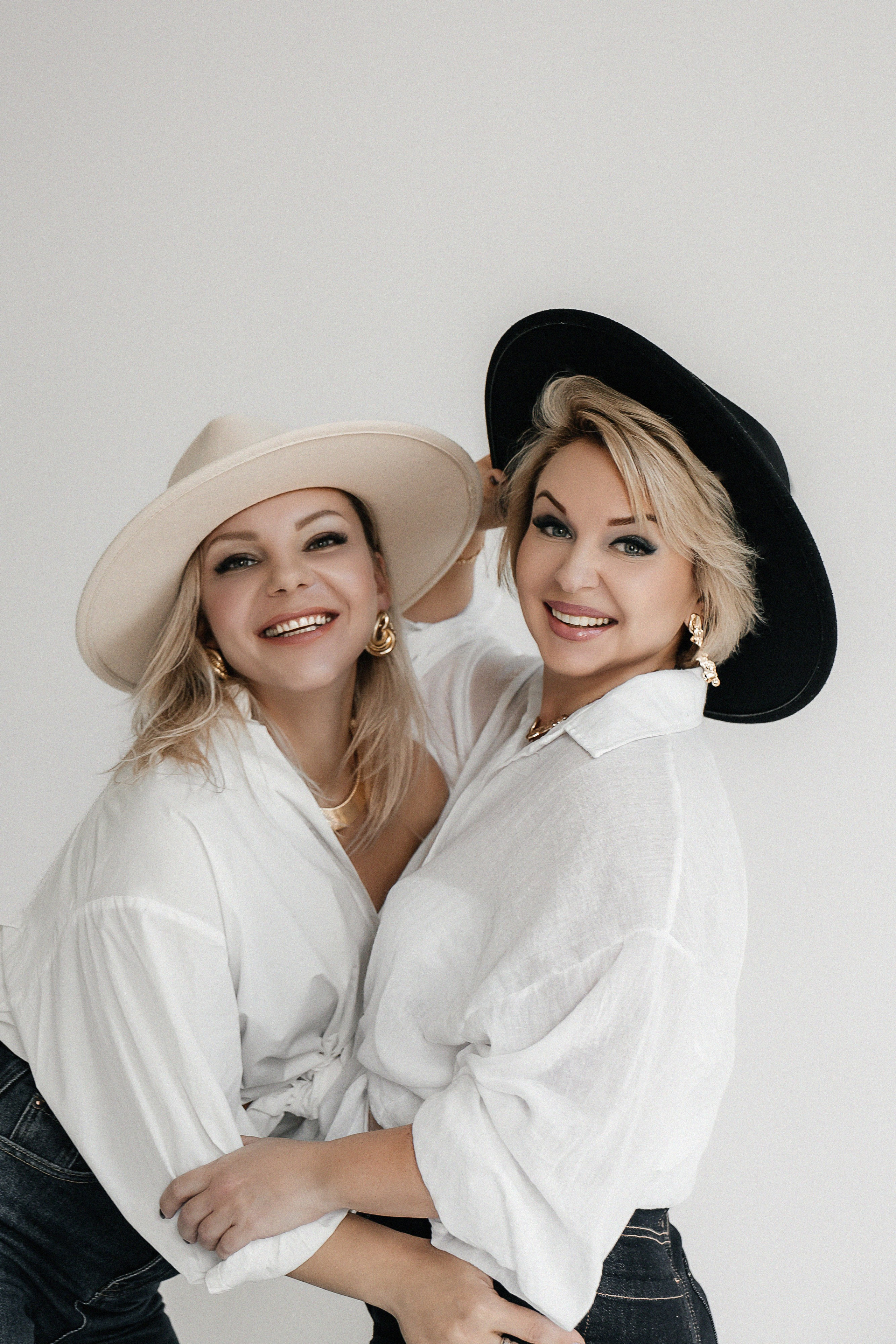 Яна и Кристина