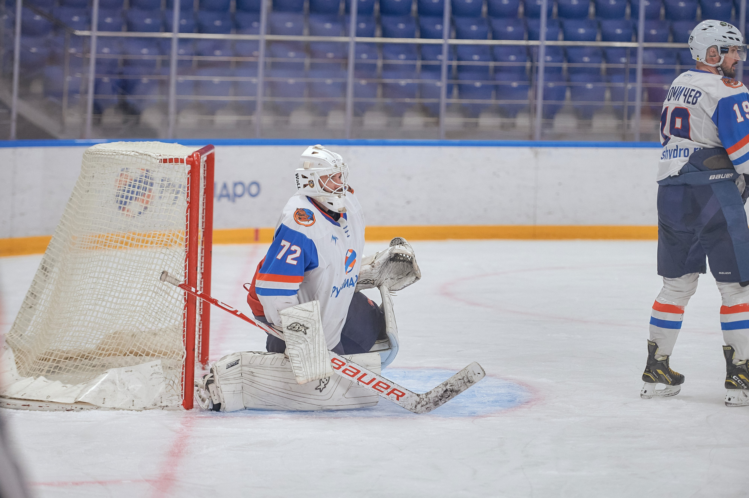 Портфолио репортажной фотосъёмки: Кристалл арена — Хоккей — РусГидро. Фотограф Яковлев Роман — Красноярск
