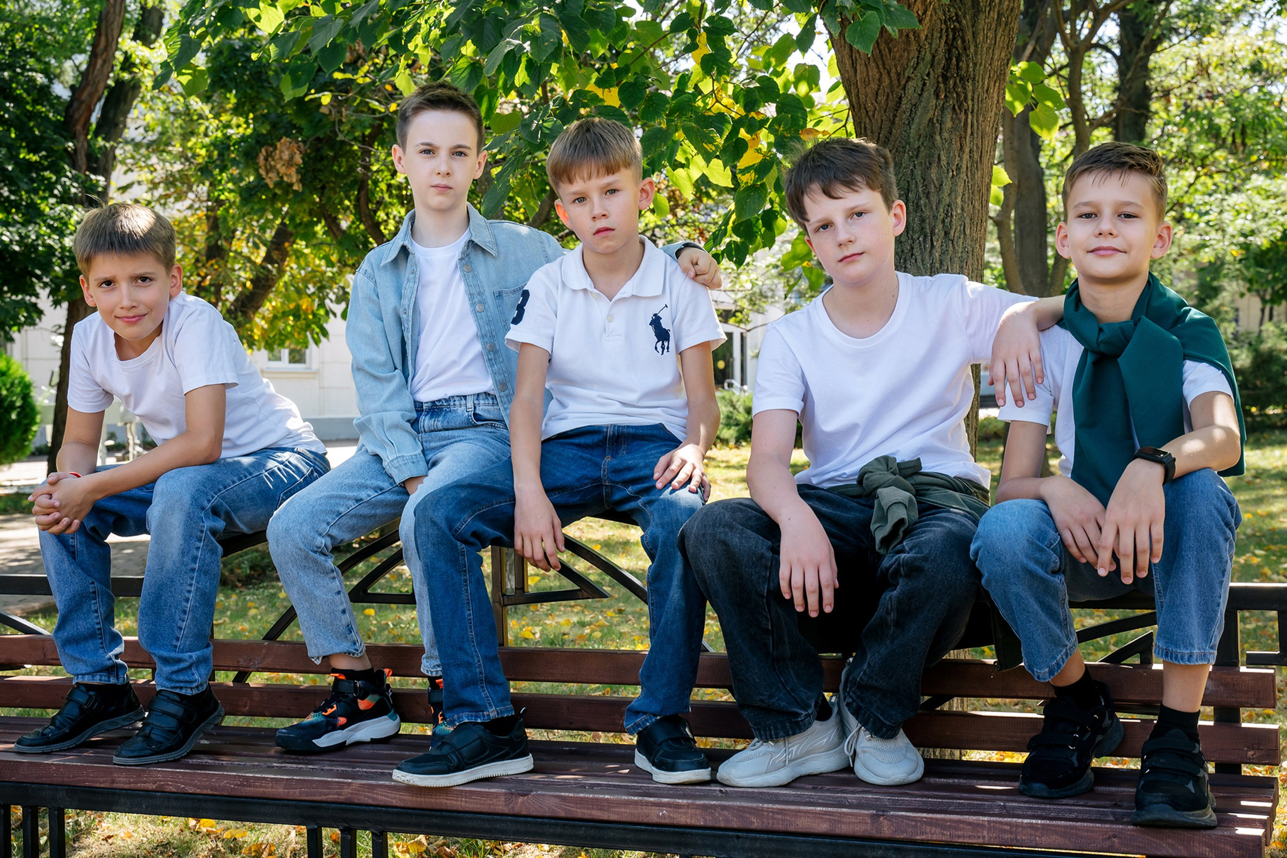 Эдуард. День в школе. Выпускные альбомы, школьные фотосессии в городе Новороссийске