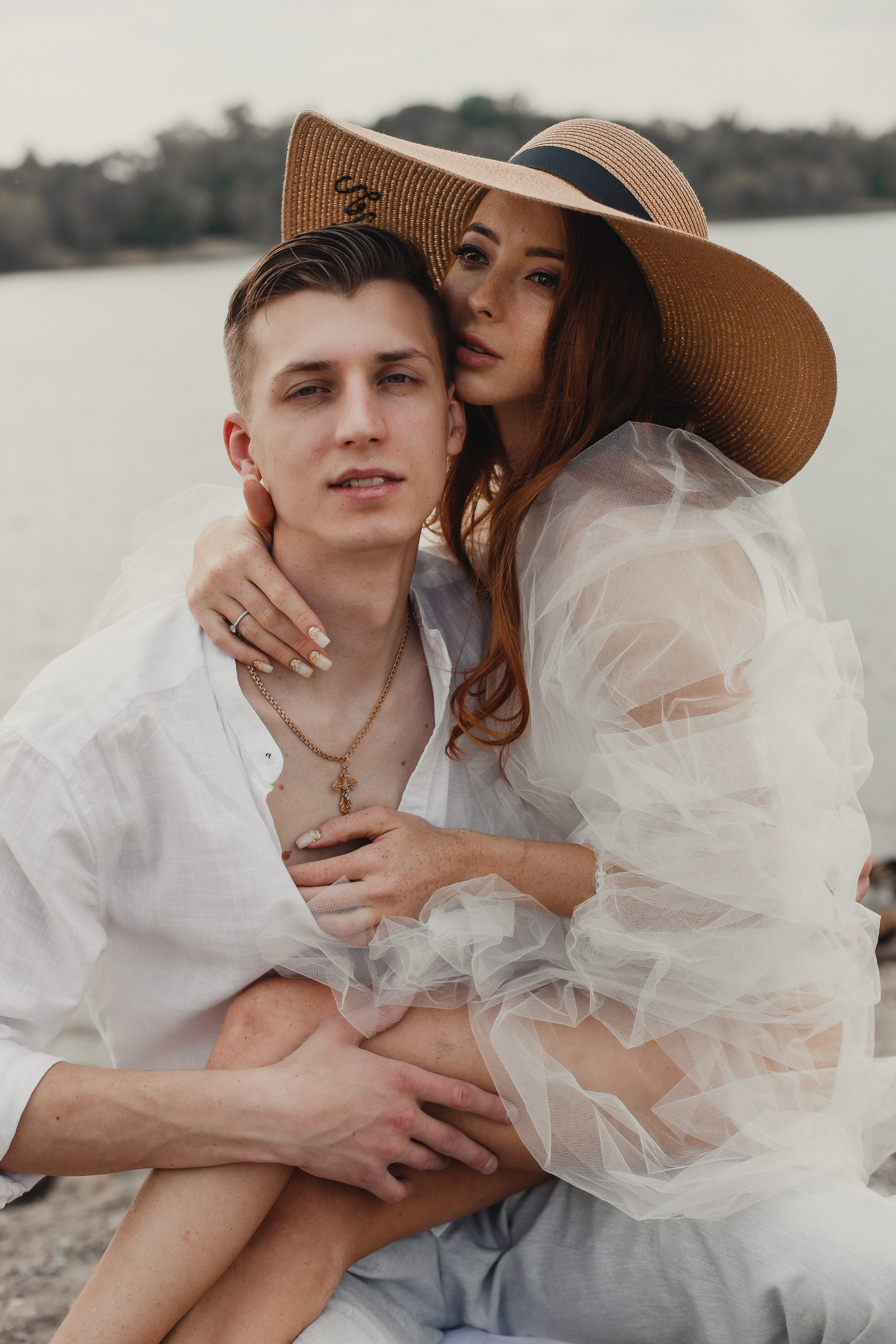 Не классическая на берегу. Креативный и женский Фотограф Омске Наталья Лебедева