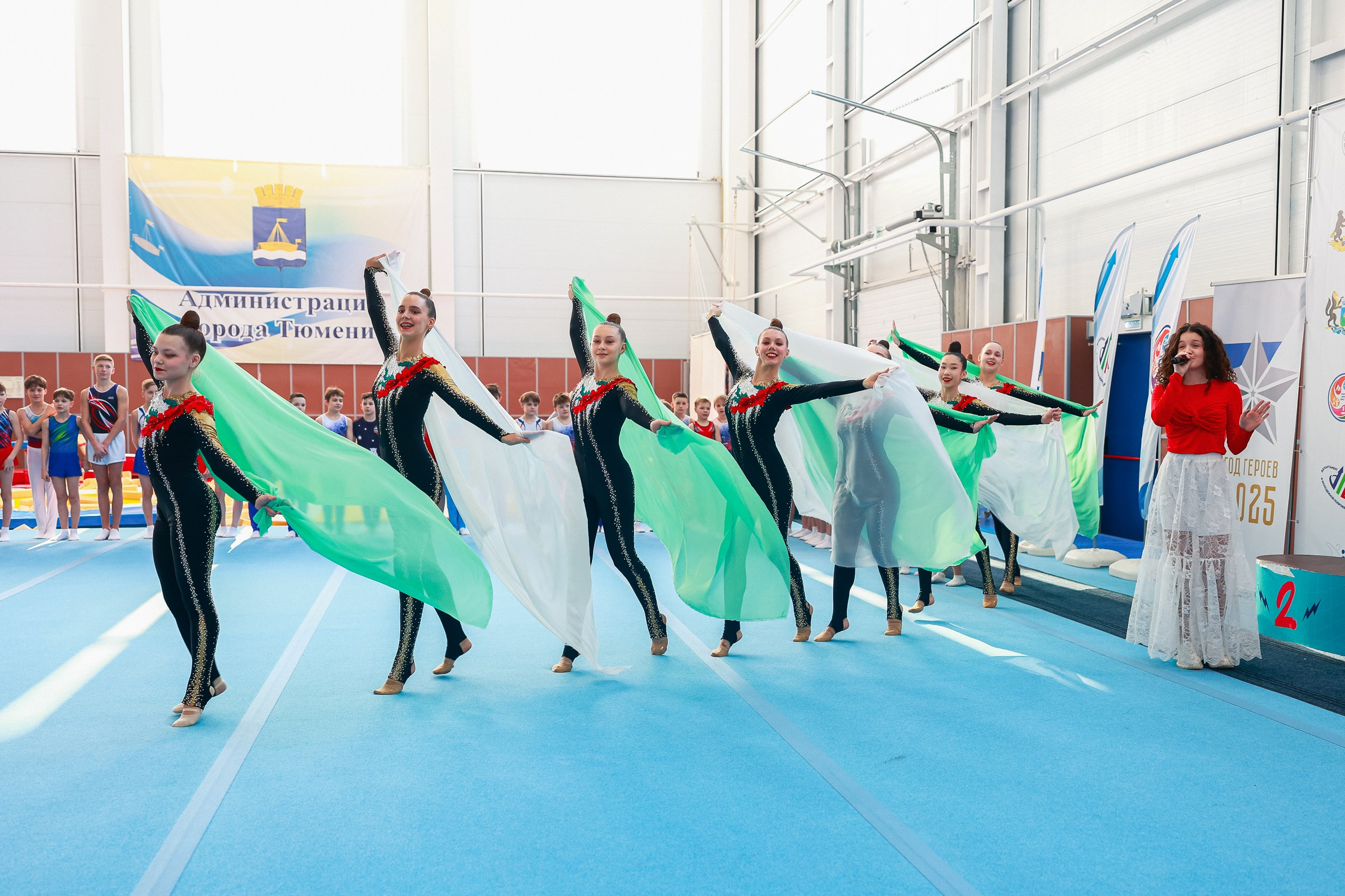 Первенство Тюмени по спортивной гимнастике. MIG — студия спортивной фотографии Михаила Голянского