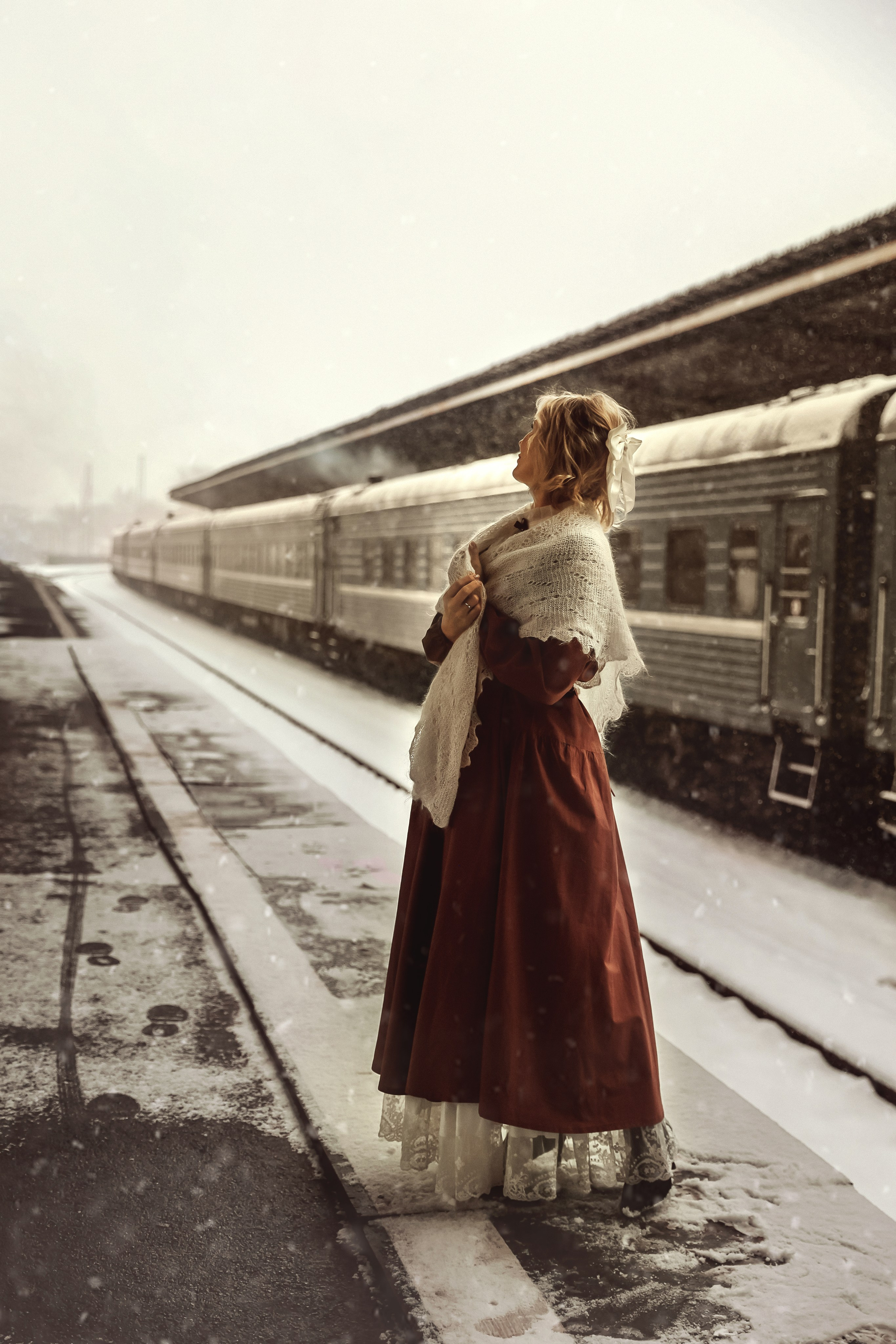 Ретро съемка на Витебском вокзале. Фотограф — Татьяна Кириллова, г. Санкт-Петербург