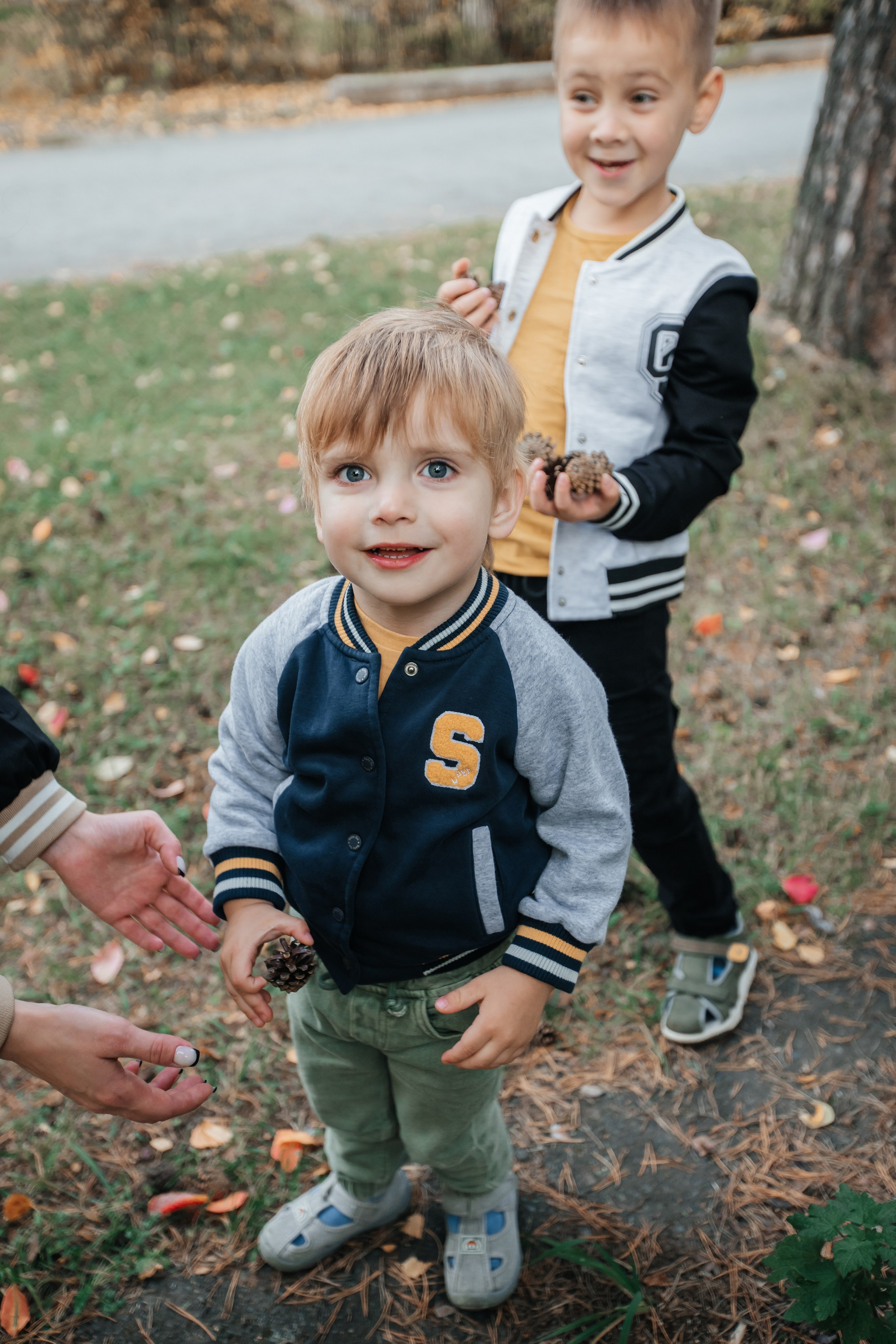 Максим Настя Валерия Юра и Матвей. Семейный и детский фотограф в  г. Екатеринбурге Холодова Юлия