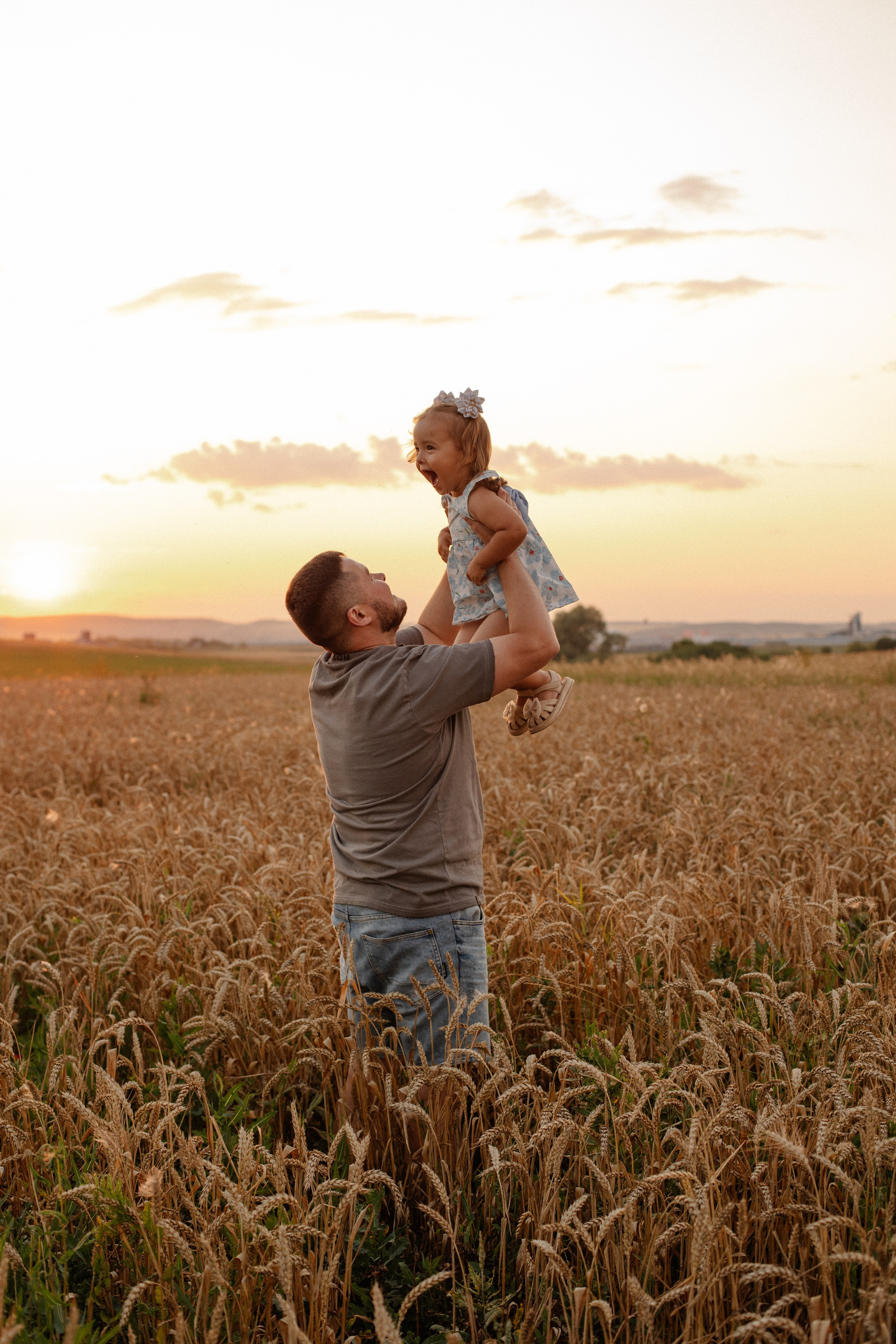 Артур и Диана с дочками. Свадебный и семейный фотограф в Нижнекамске, Набережных Челнах