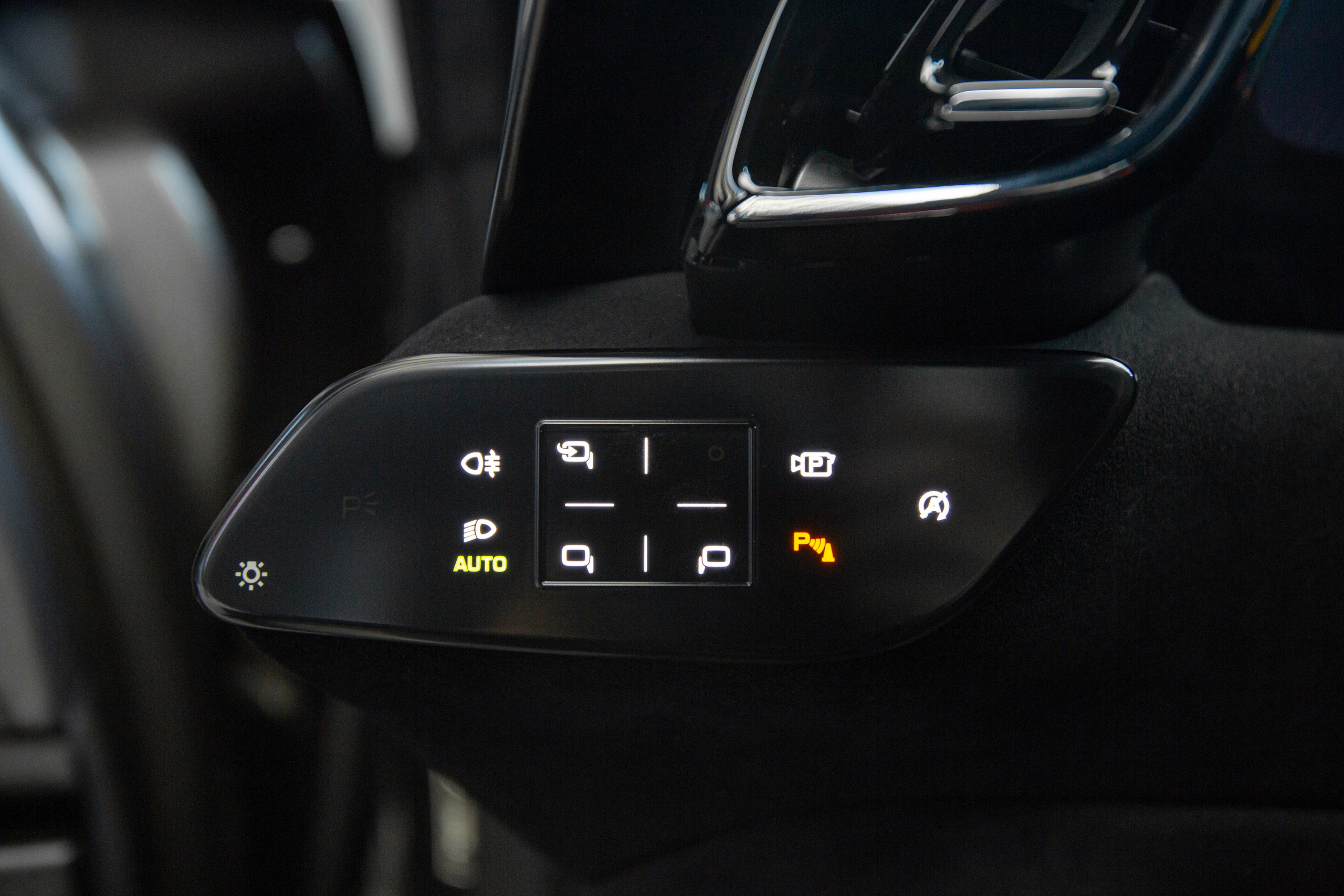 Ferrari Roma. Автомобильный фотограф в Москве Андрей Емельянов