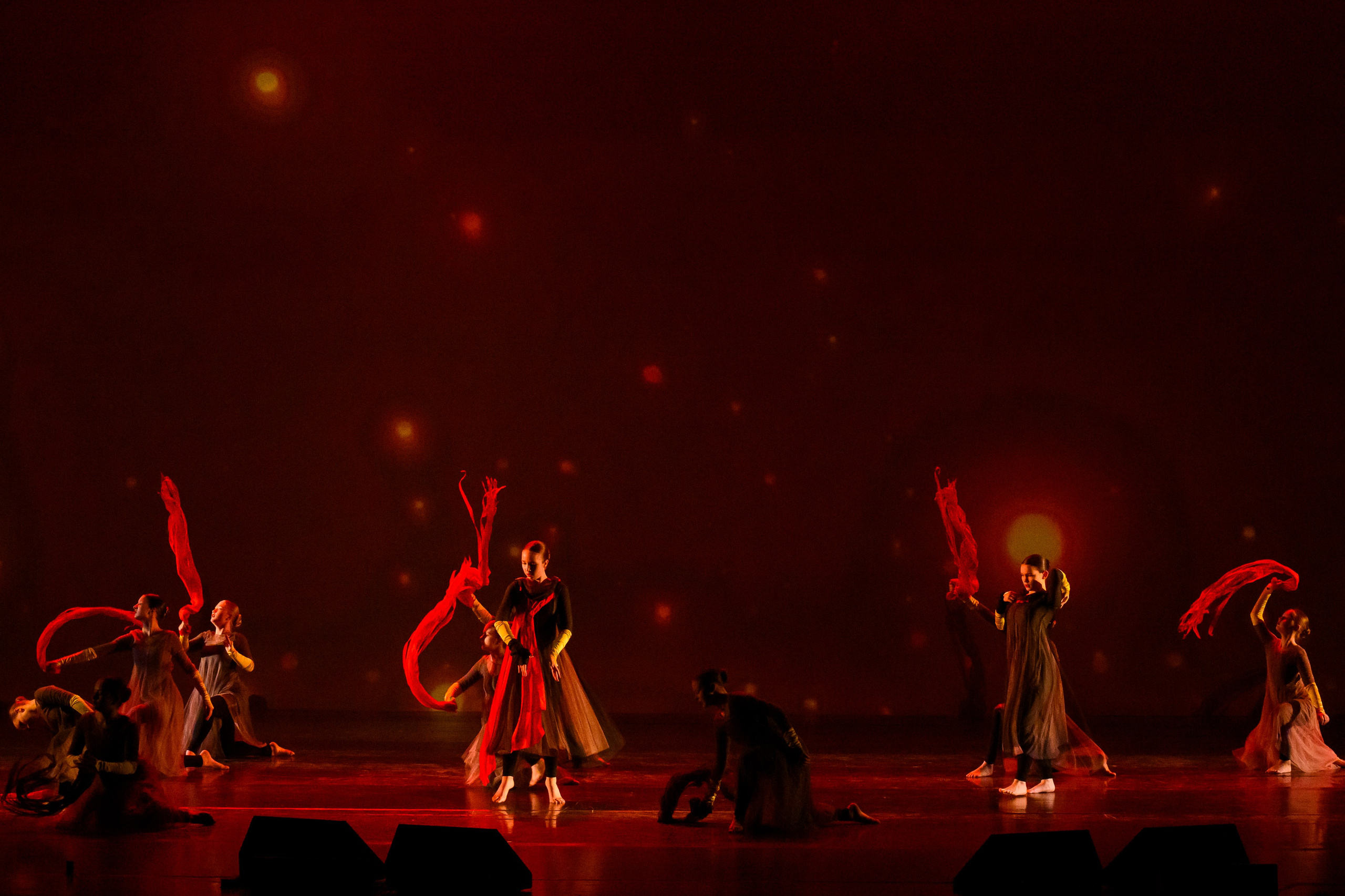 23 апреля, часть 1, БКЗ Октябрьский, г. Санкт-Петербург. Золотое яблочко