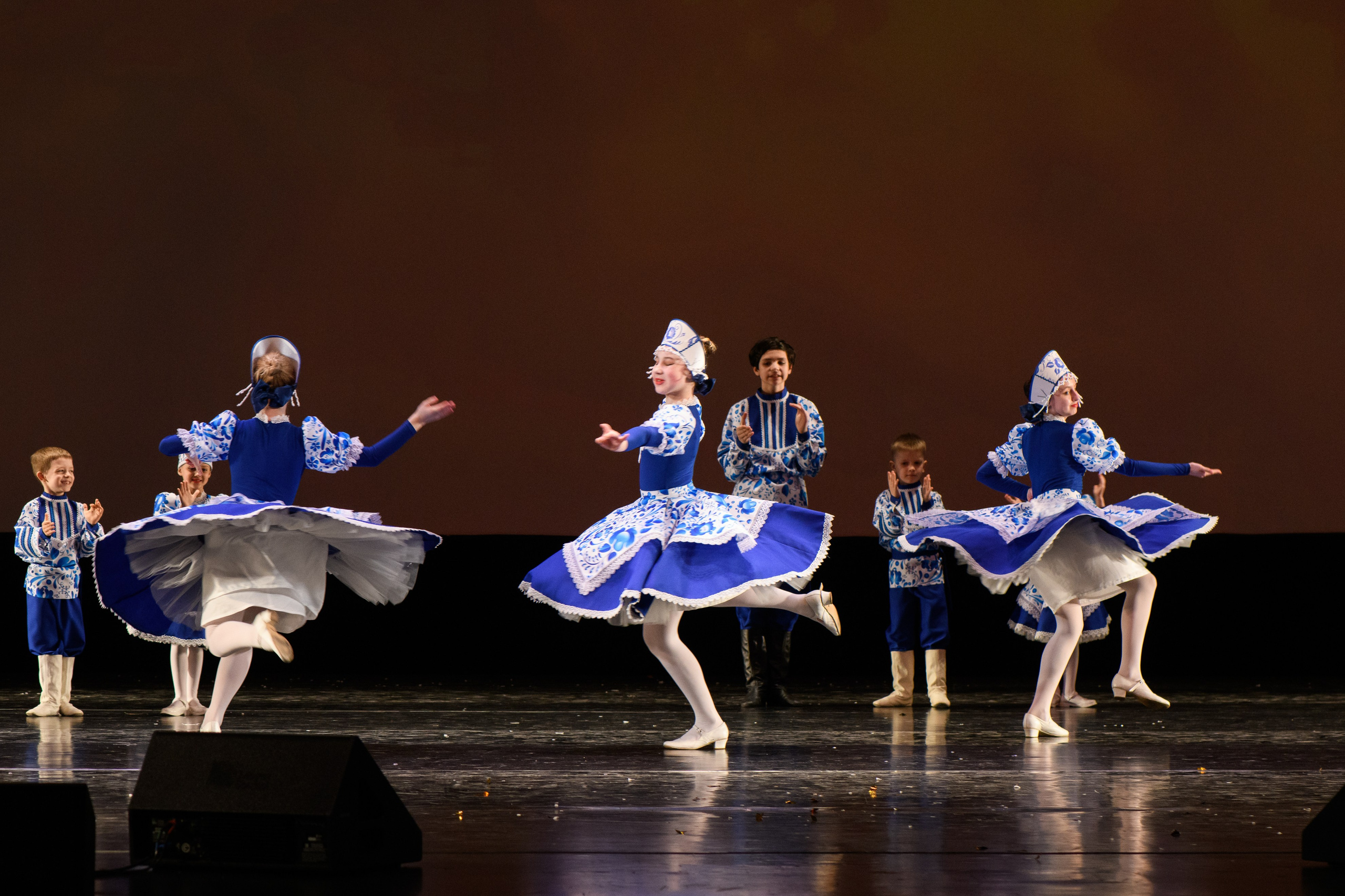 23 апреля, часть 2, БКЗ Октябрьский, г. Санкт-Петербург. Золотое яблочко