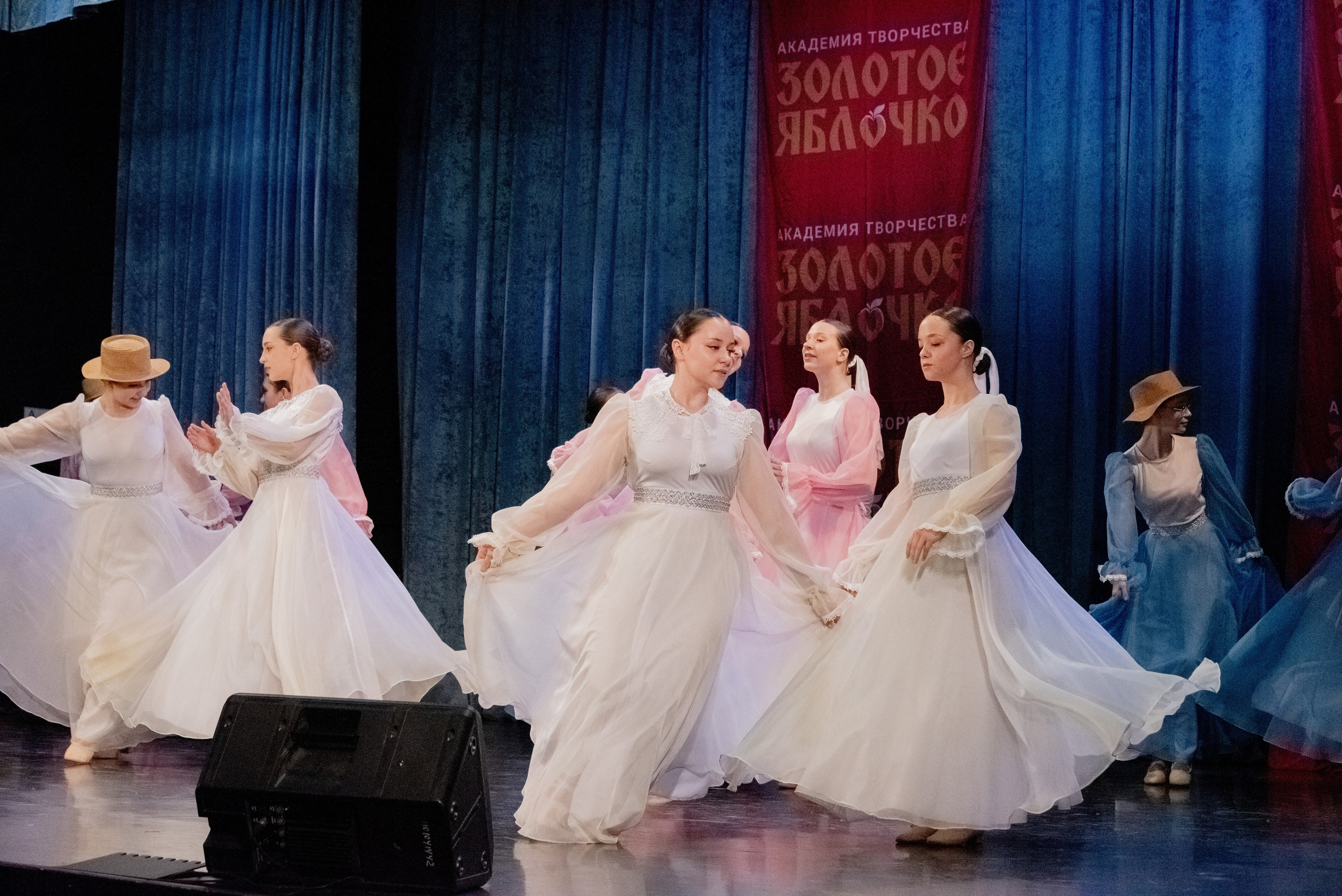 7 декабря, г. Выборг. Золотое яблочко