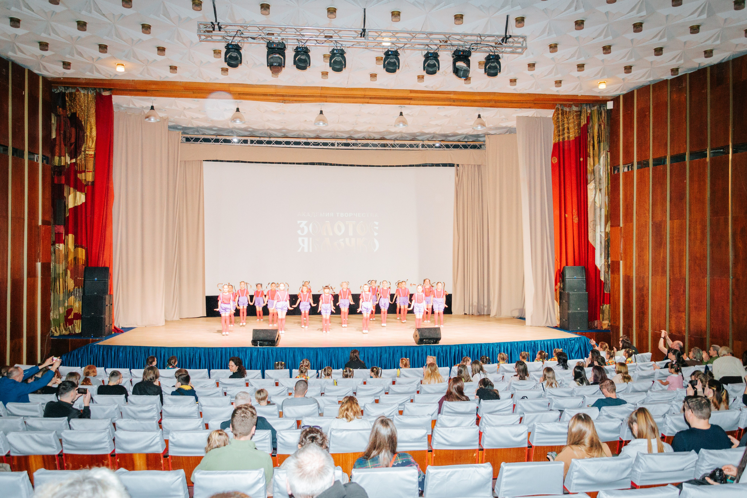 16 марта, г. Суздаль. Золотое яблочко