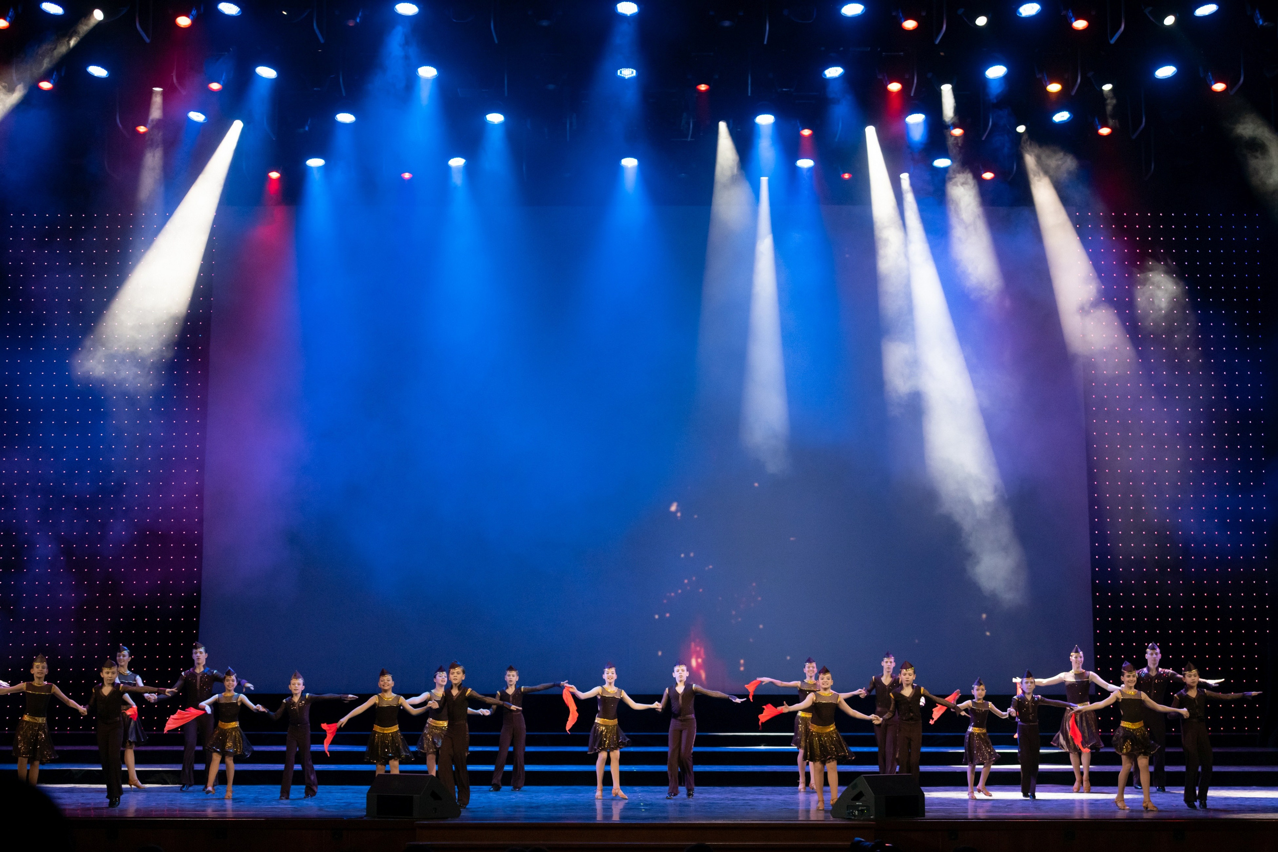 2 февраля, концерт Таланты России, Кремлевский Дворец. Золотое яблочко