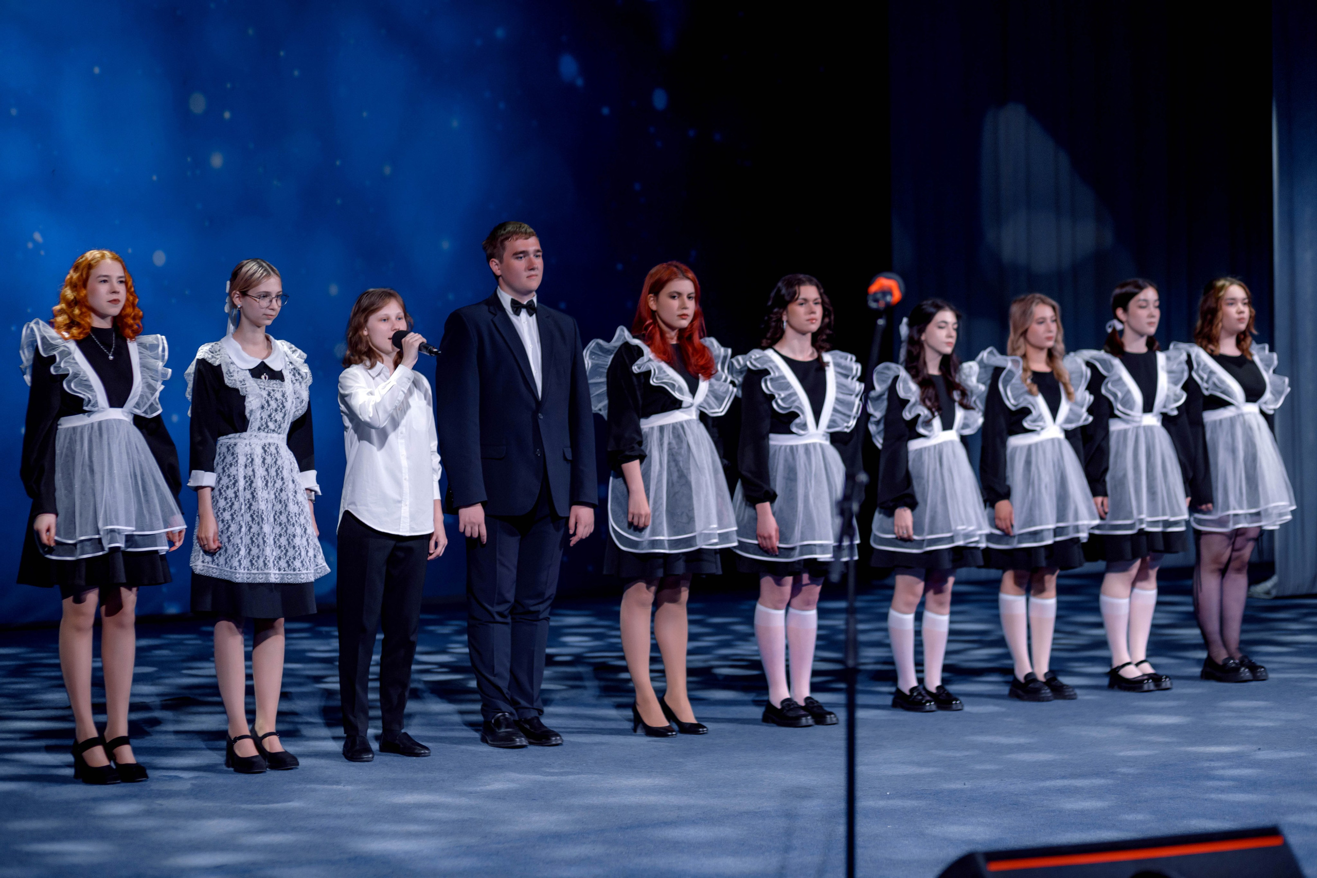 Гимназия 25 — последний звонок (Драм Театр). Свадебный фотограф Иркутск, репортажный фотограф Иркутск