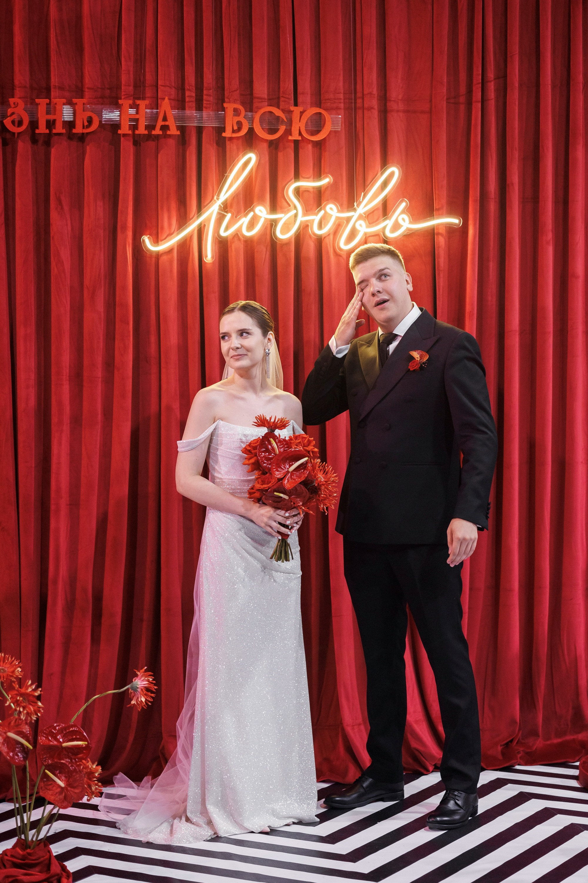 Свадебная фотосессия в красных тонах. Свадебный фотограф в Нижнем Новгороде и Москве Сергей Воробьев
