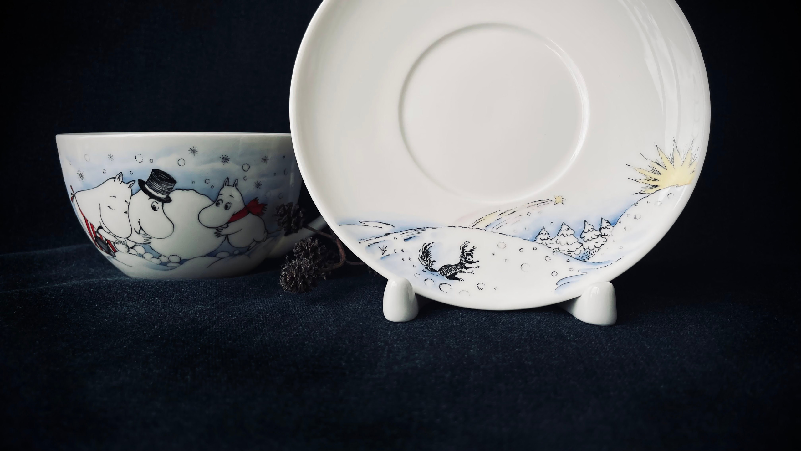 Детская посуда с Муми-троллями в Санкт-Петербурге. Роспись фарфора в Санкт-Петербурге. Чайная пара