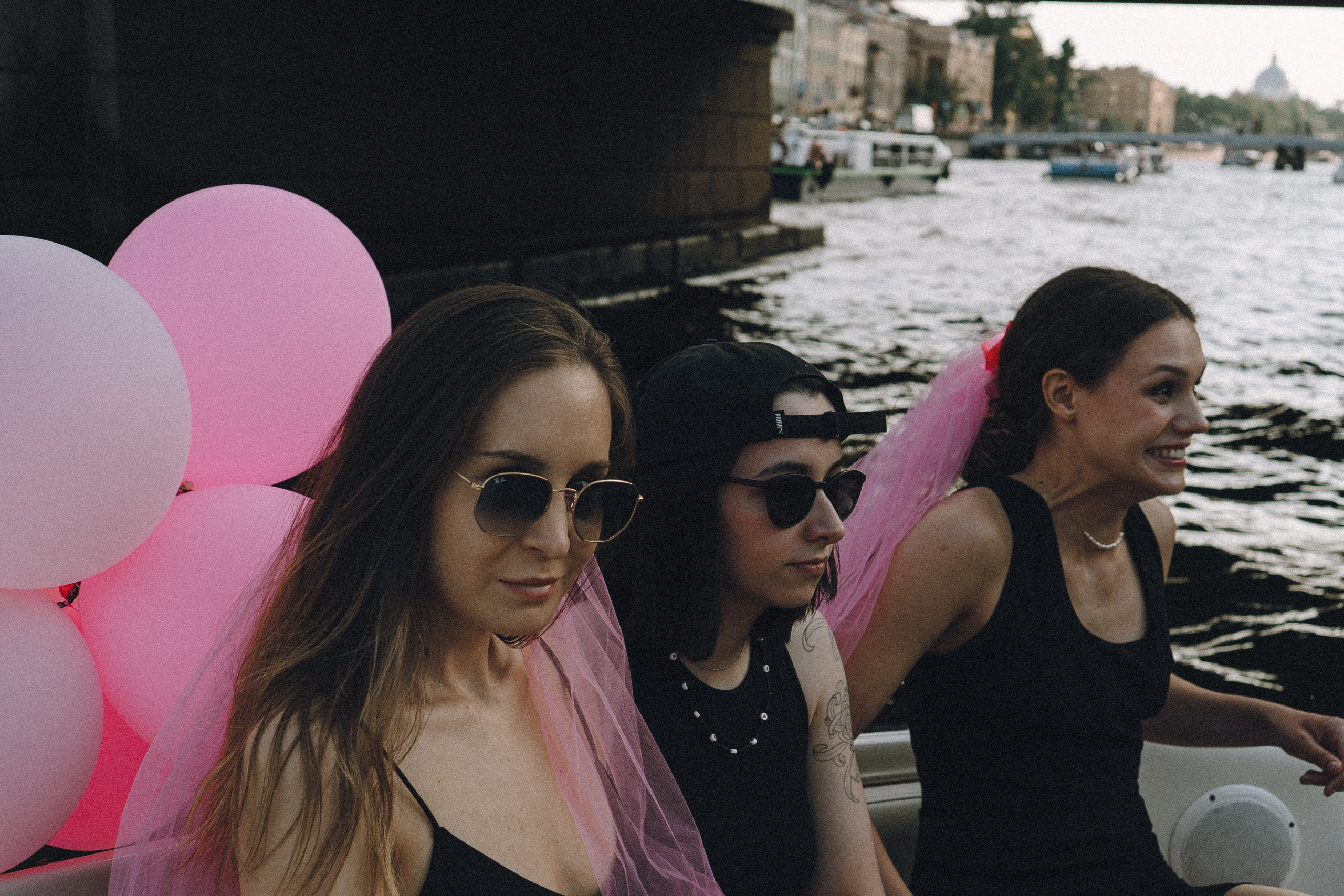 ДЕВИЧНИК НА КАТЕРЕ. Профессиональный фотограф, Санкт-Петербург — Виктория Богомолова