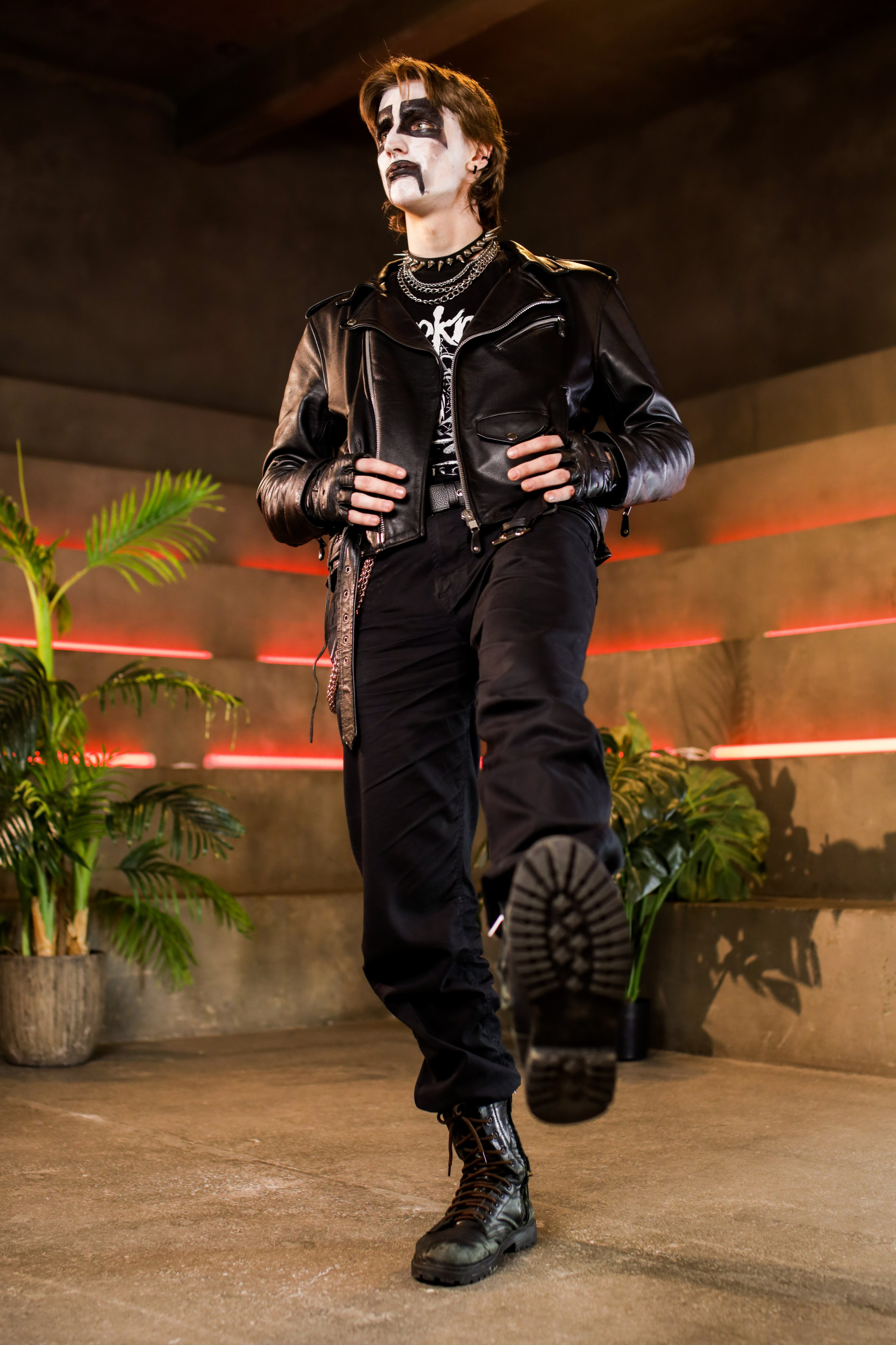 Неон портреты. Главная