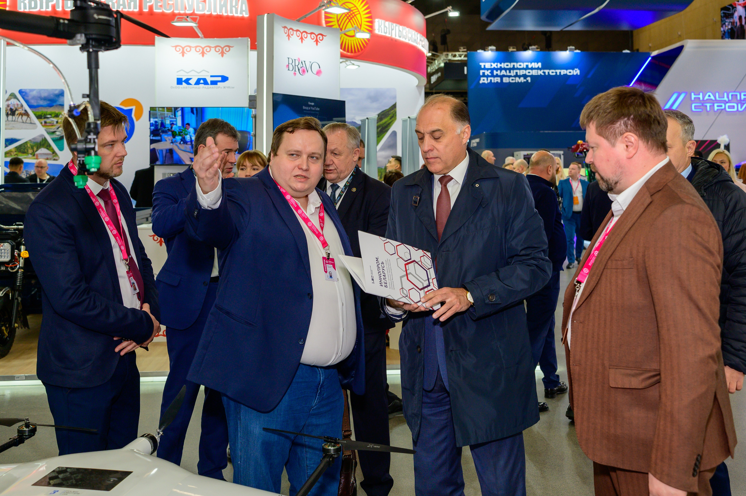 BigindustrialweekBelarus. Фотоуслуги, услуги фотографа, фотографирование важных событий