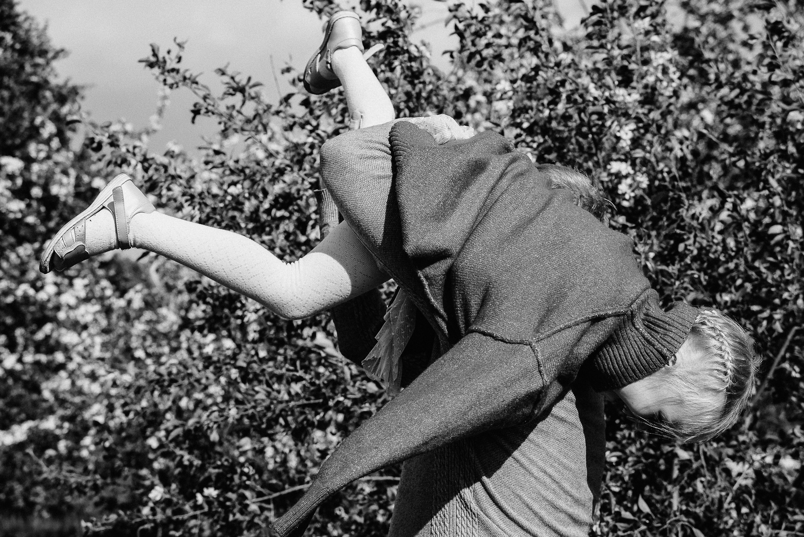 Прогулочная фотосессия для папы и дочки. Фотограф Анна Герман. Красноярск