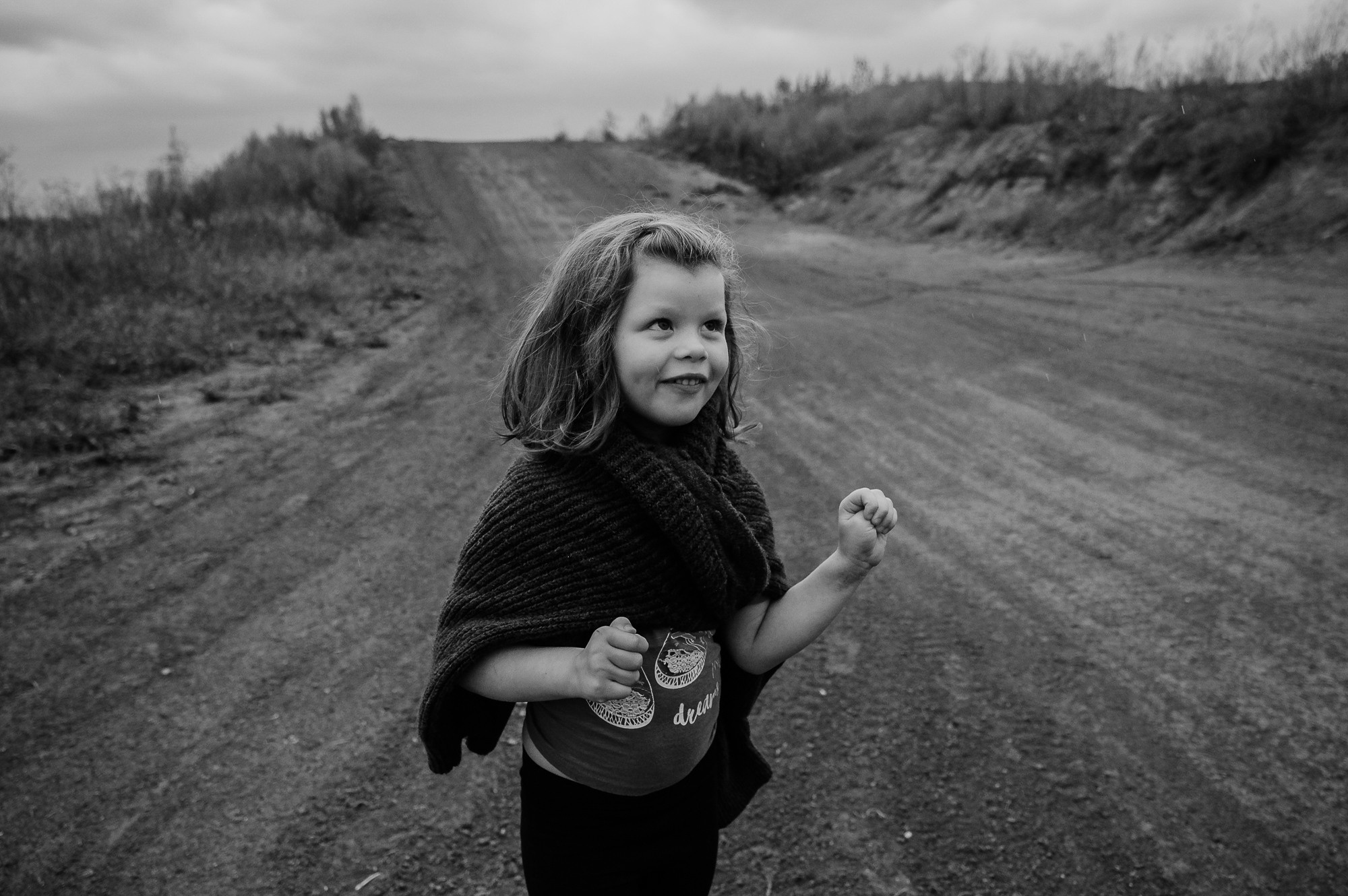 Прогулочная фотосессия для мамы и дочки. Фотограф Анна Герман. Красноярск