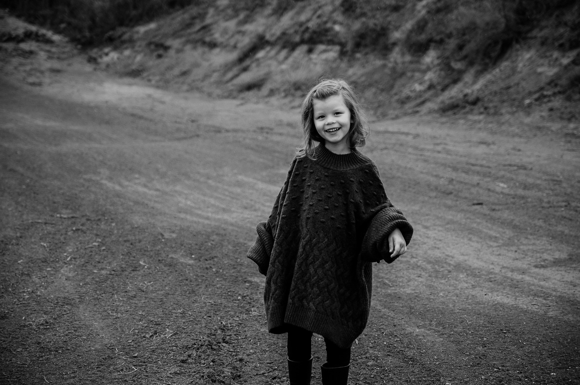 Прогулочная фотосессия для мамы и дочки. Фотограф Анна Герман. Красноярск