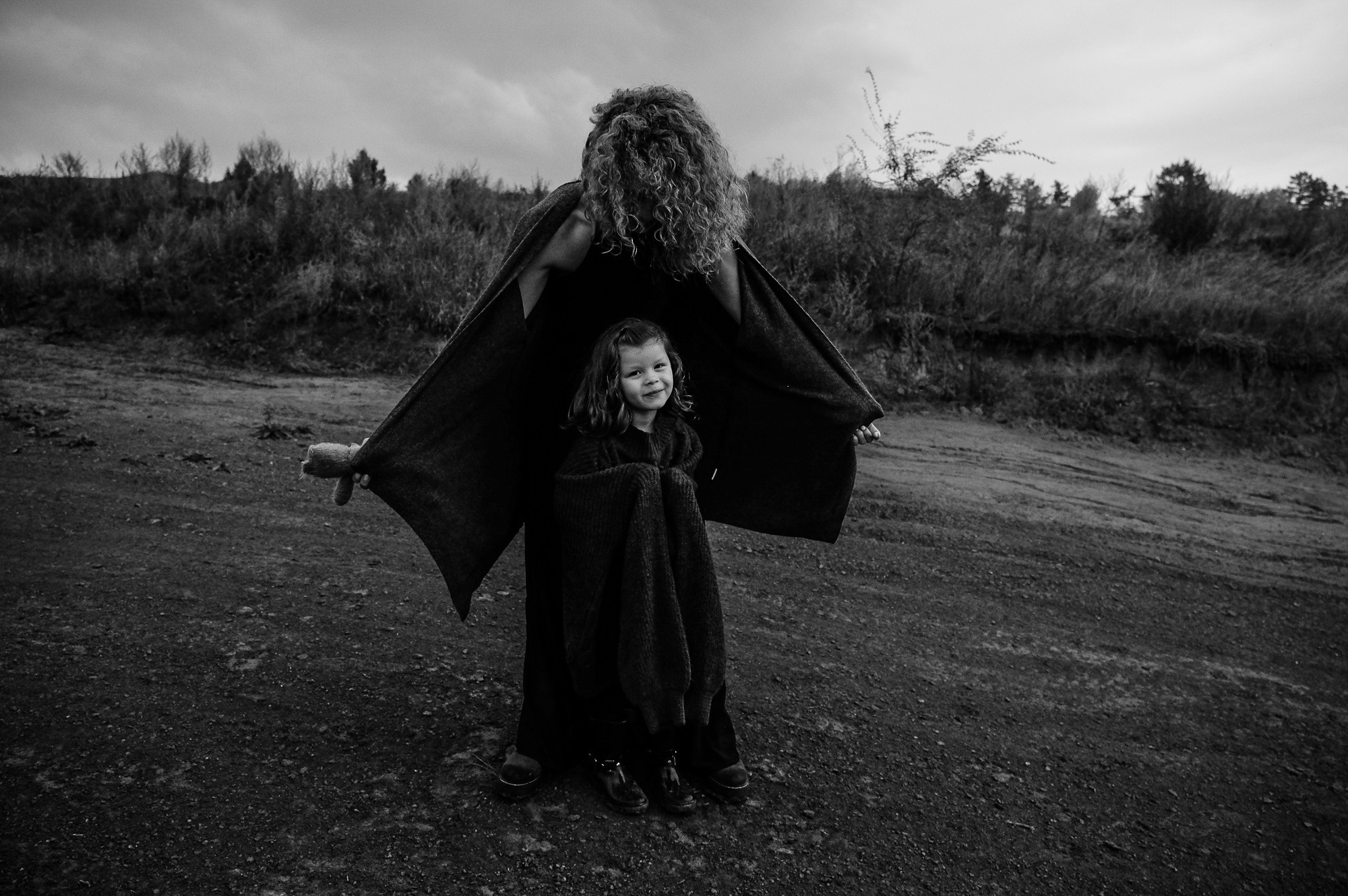 Прогулочная фотосессия для мамы и дочки. Фотограф Анна Герман. Красноярск