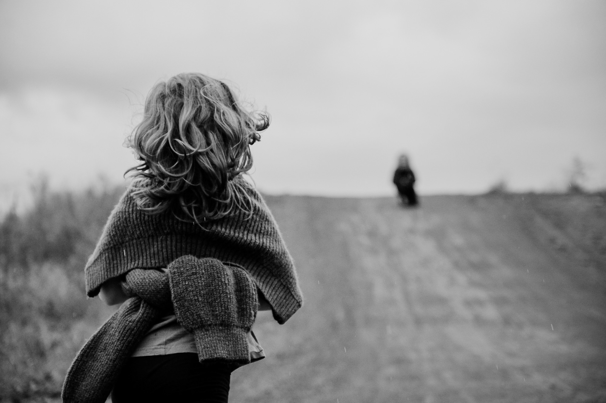 Прогулочная фотосессия для мамы и дочки. Фотограф Анна Герман. Красноярск