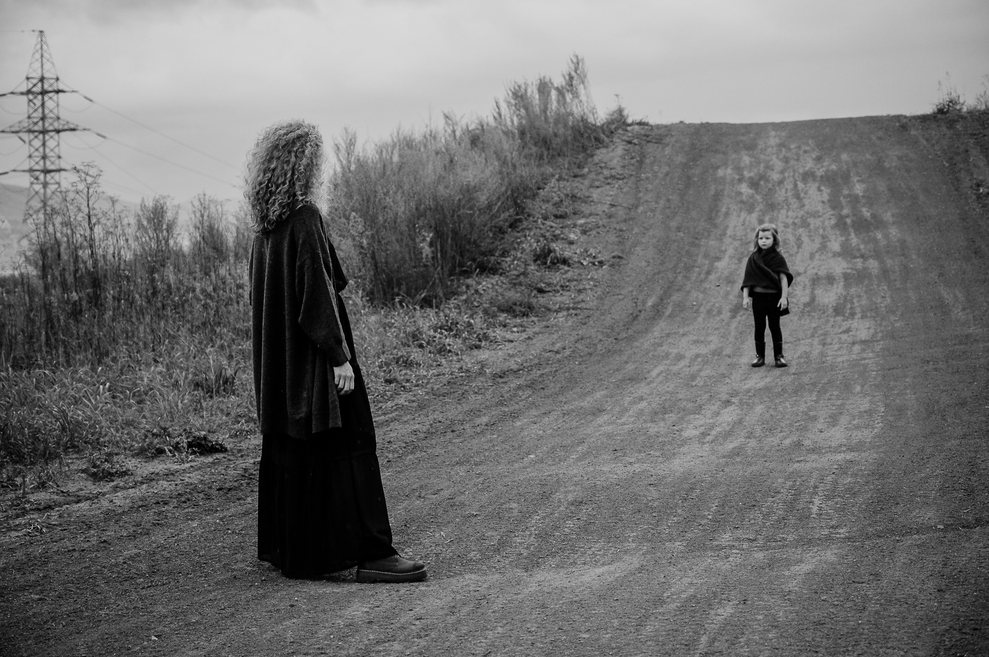 Прогулочная фотосессия для мамы и дочки. Фотограф Анна Герман. Красноярск