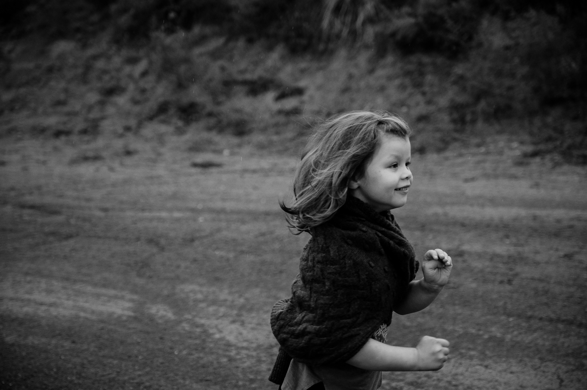 Прогулочная фотосессия для мамы и дочки. Фотограф Анна Герман. Красноярск