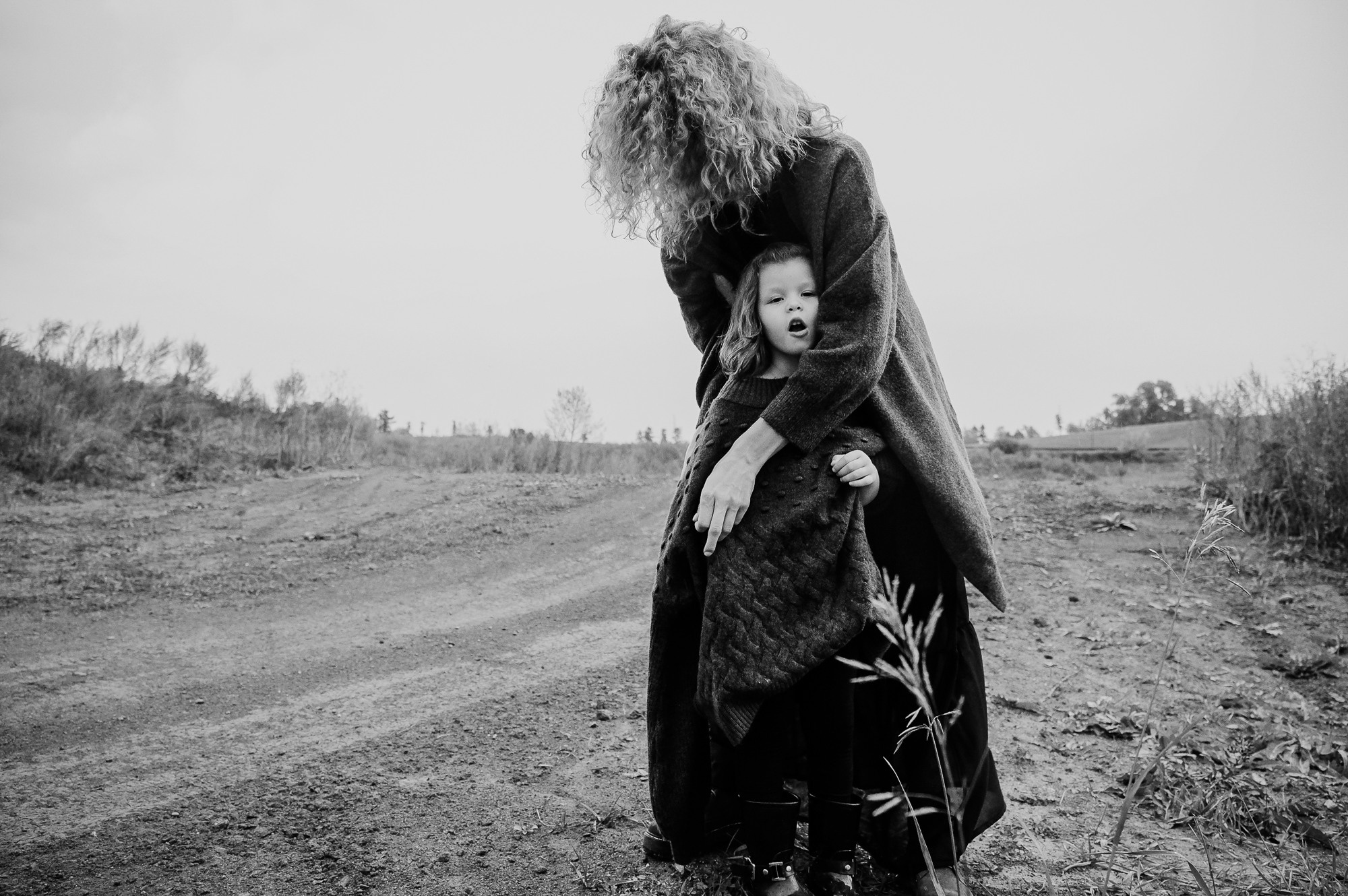 Прогулочная фотосессия для мамы и дочки. Фотограф Анна Герман. Красноярск