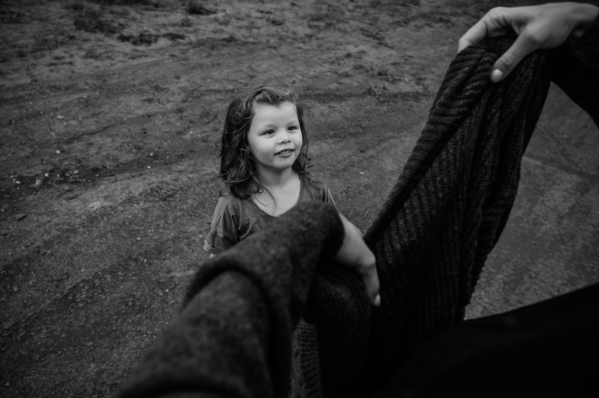 Прогулочная фотосессия для мамы и дочки. Фотограф Анна Герман. Красноярск