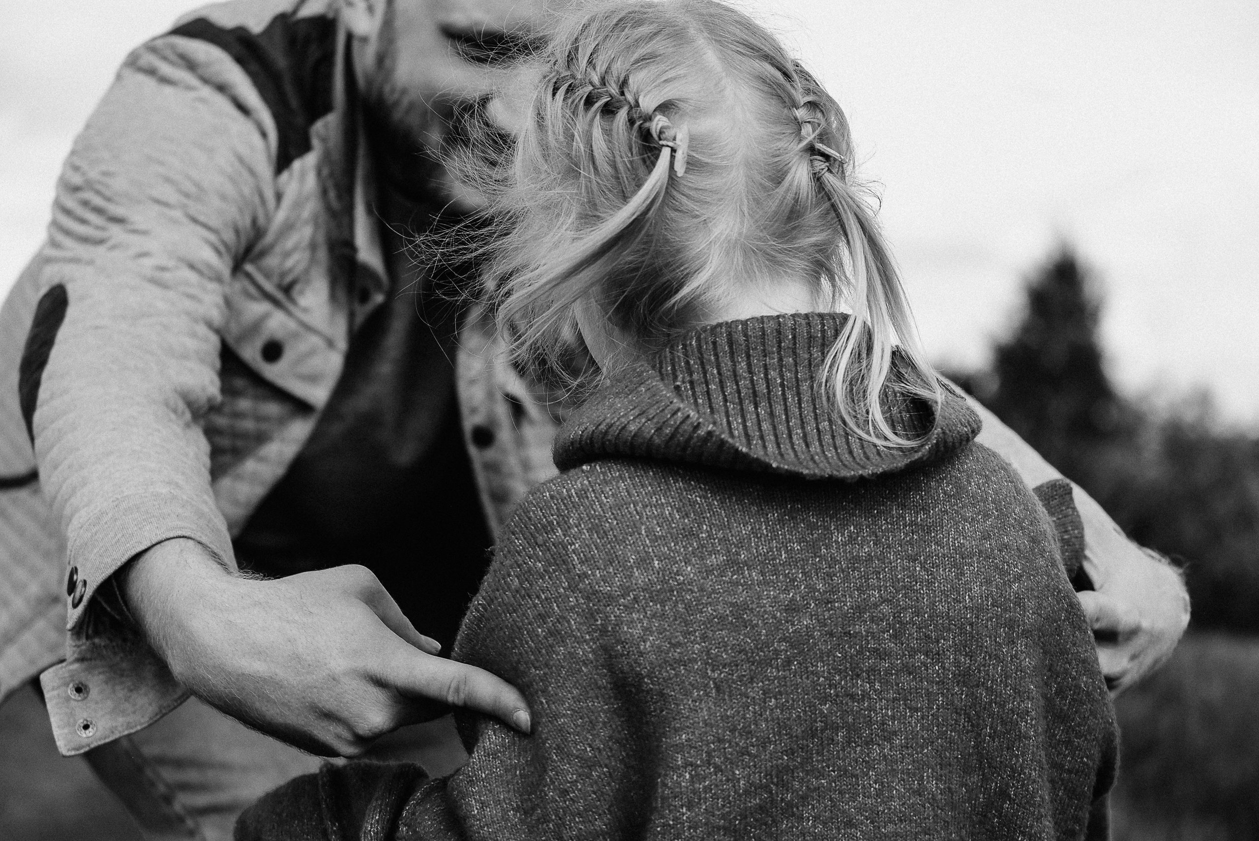 Прогулочная фотосессия для папы и дочки. Фотограф Анна Герман. Красноярск