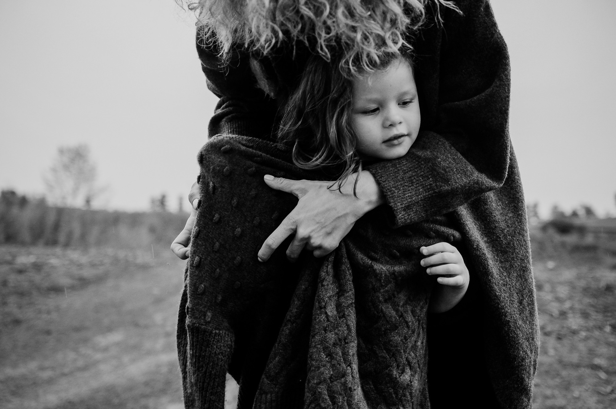 Прогулочная фотосессия для мамы и дочки. Фотограф Анна Герман. Красноярск