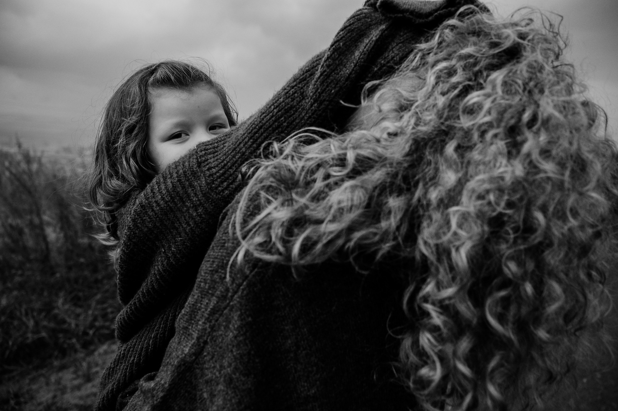 Прогулочная фотосессия для мамы и дочки. Фотограф Анна Герман. Красноярск