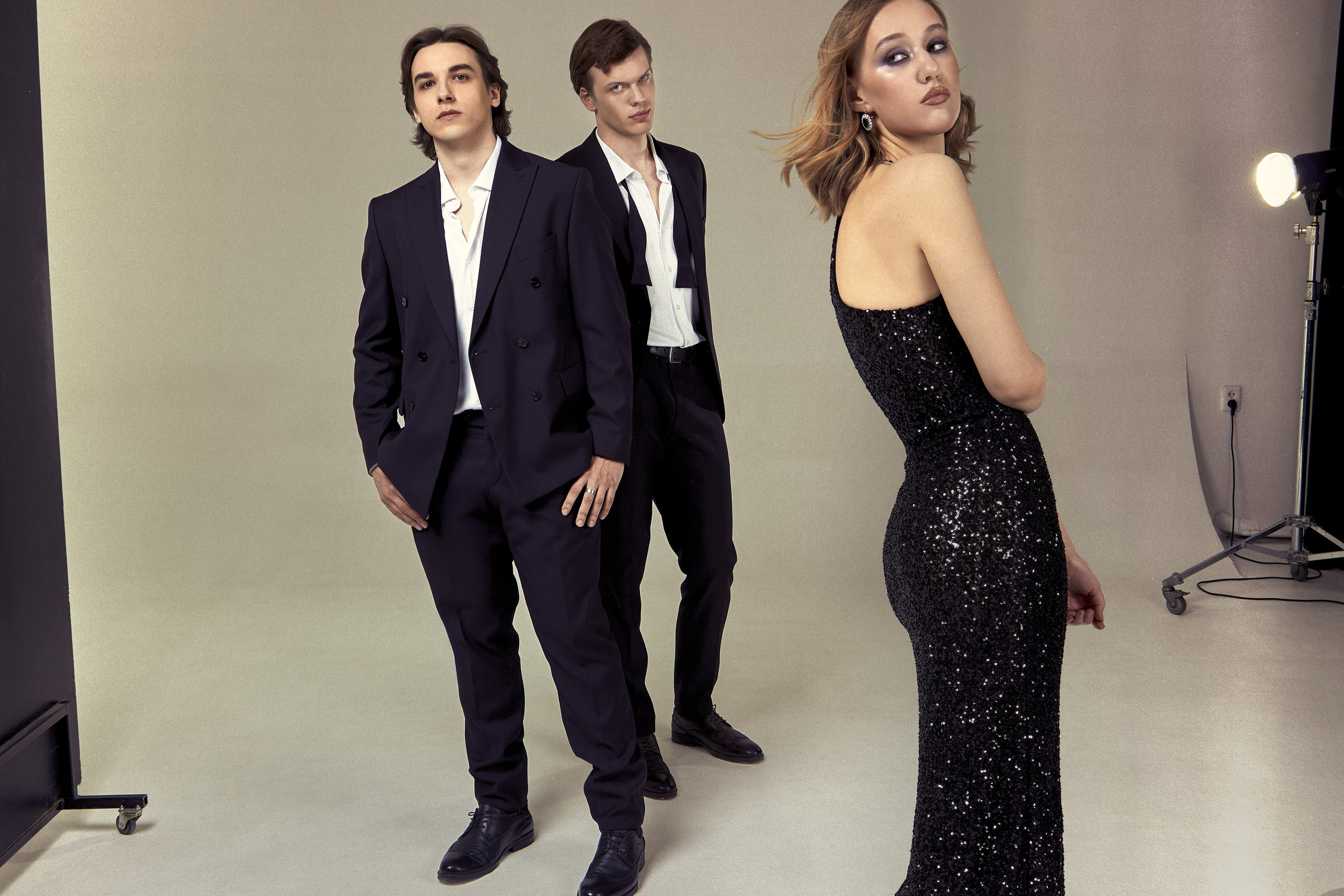 LOVERS. DIMA SHABALOVSKY