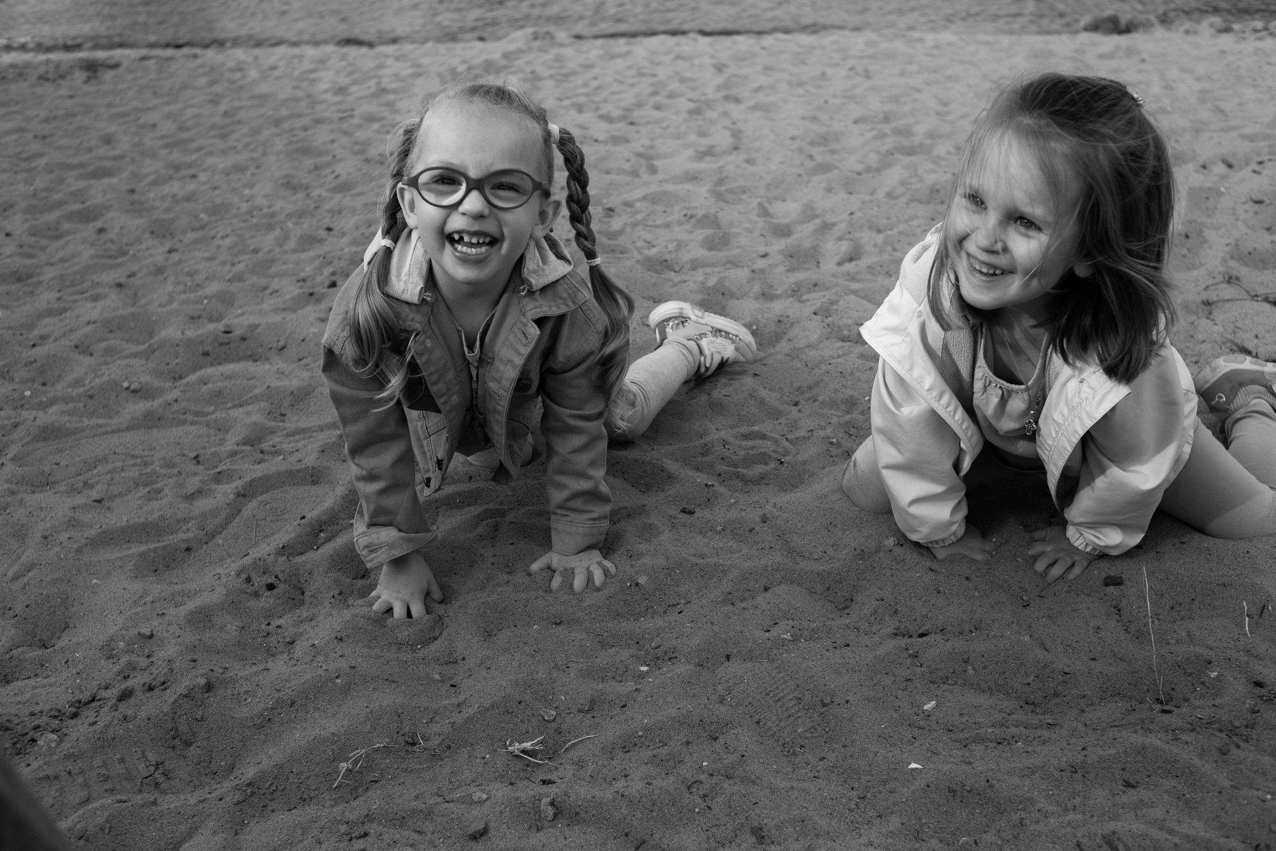 Алиса и Кристина. Детский и семейный фотограф в Челябинске Логинова Валерия