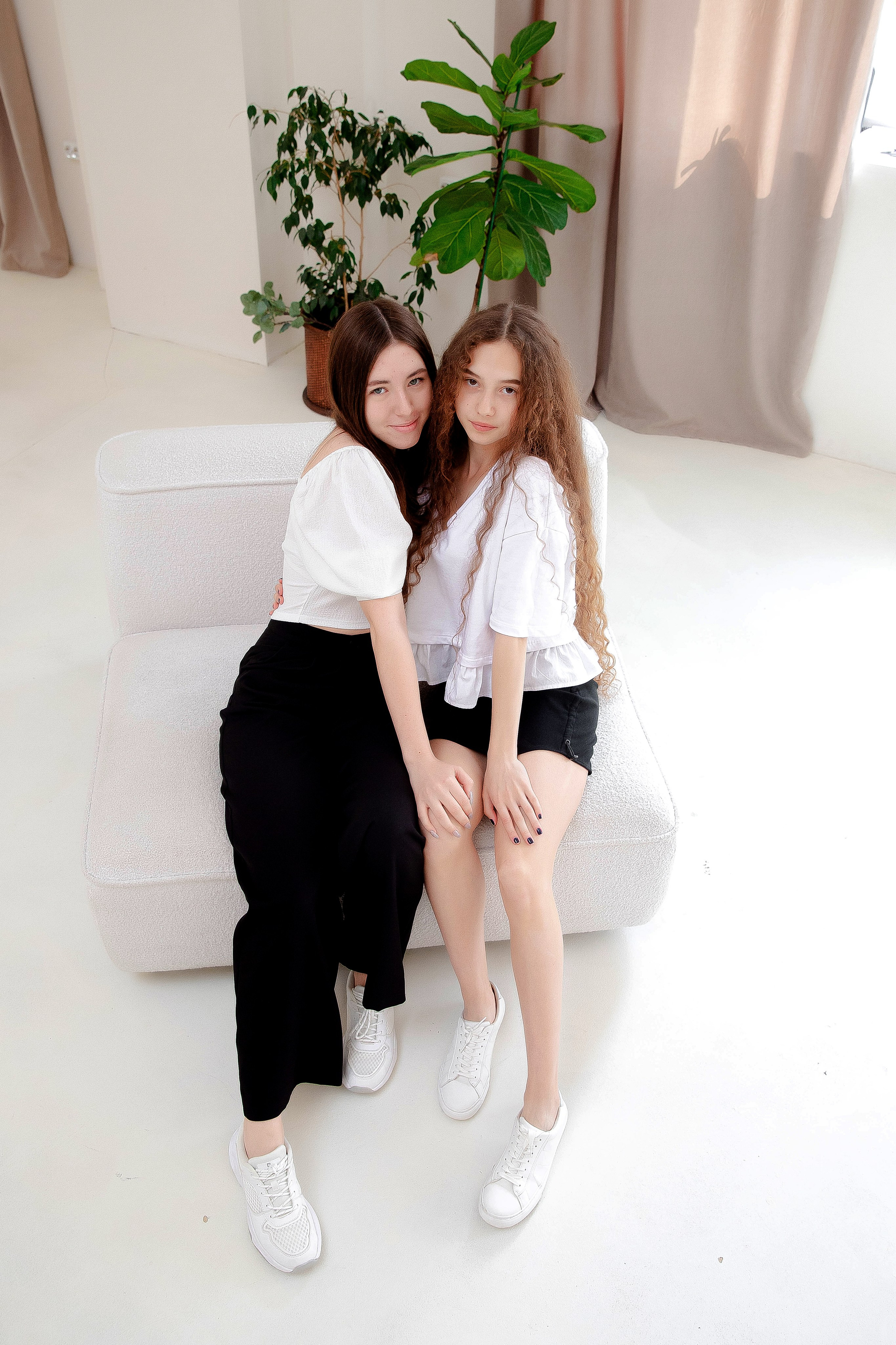 Фотосессия Гимназия 95 Класс 9Б. Современные Выпускные Альбомы в Ростове-на-Дону