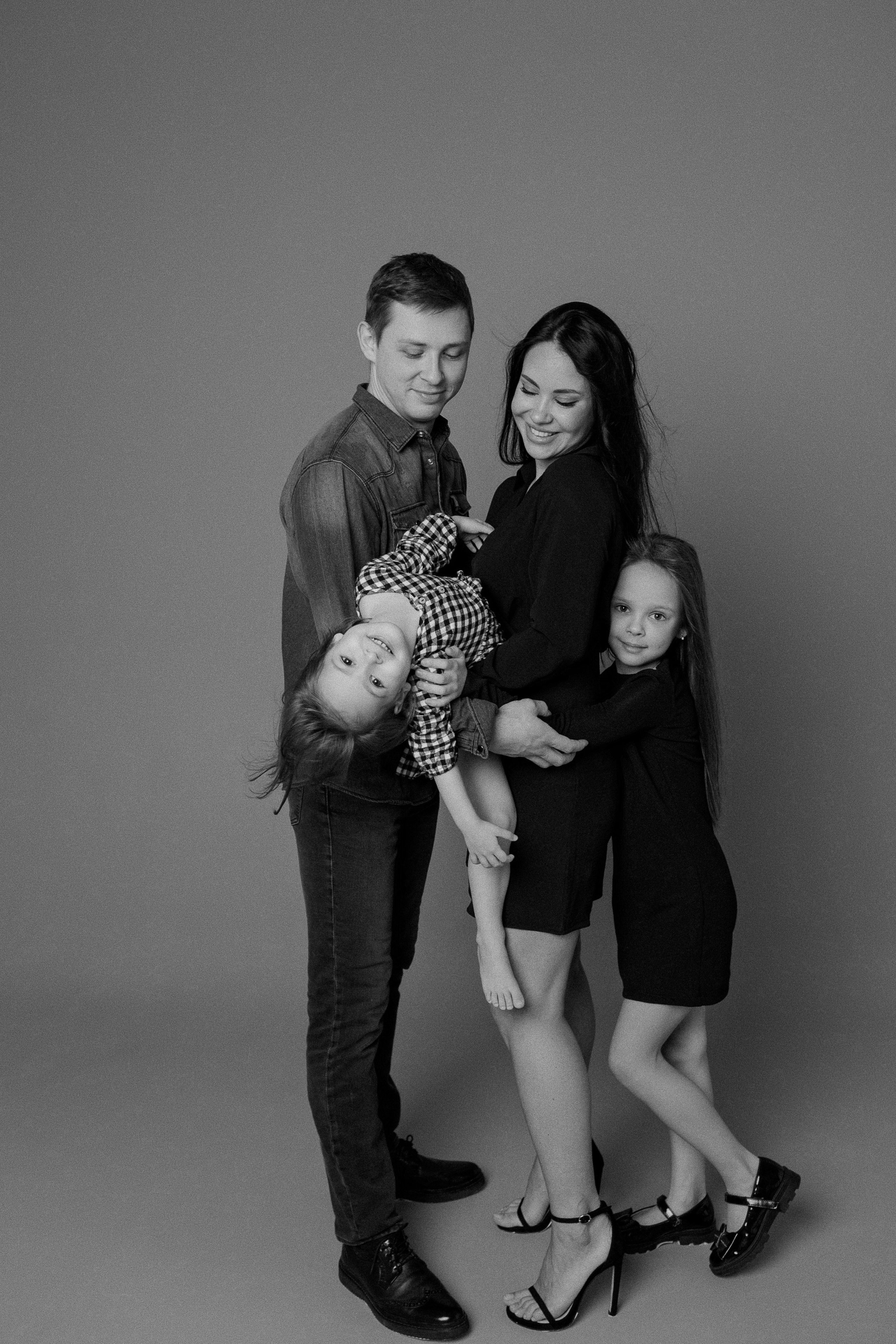 Лена, Леша, Влада и Николь