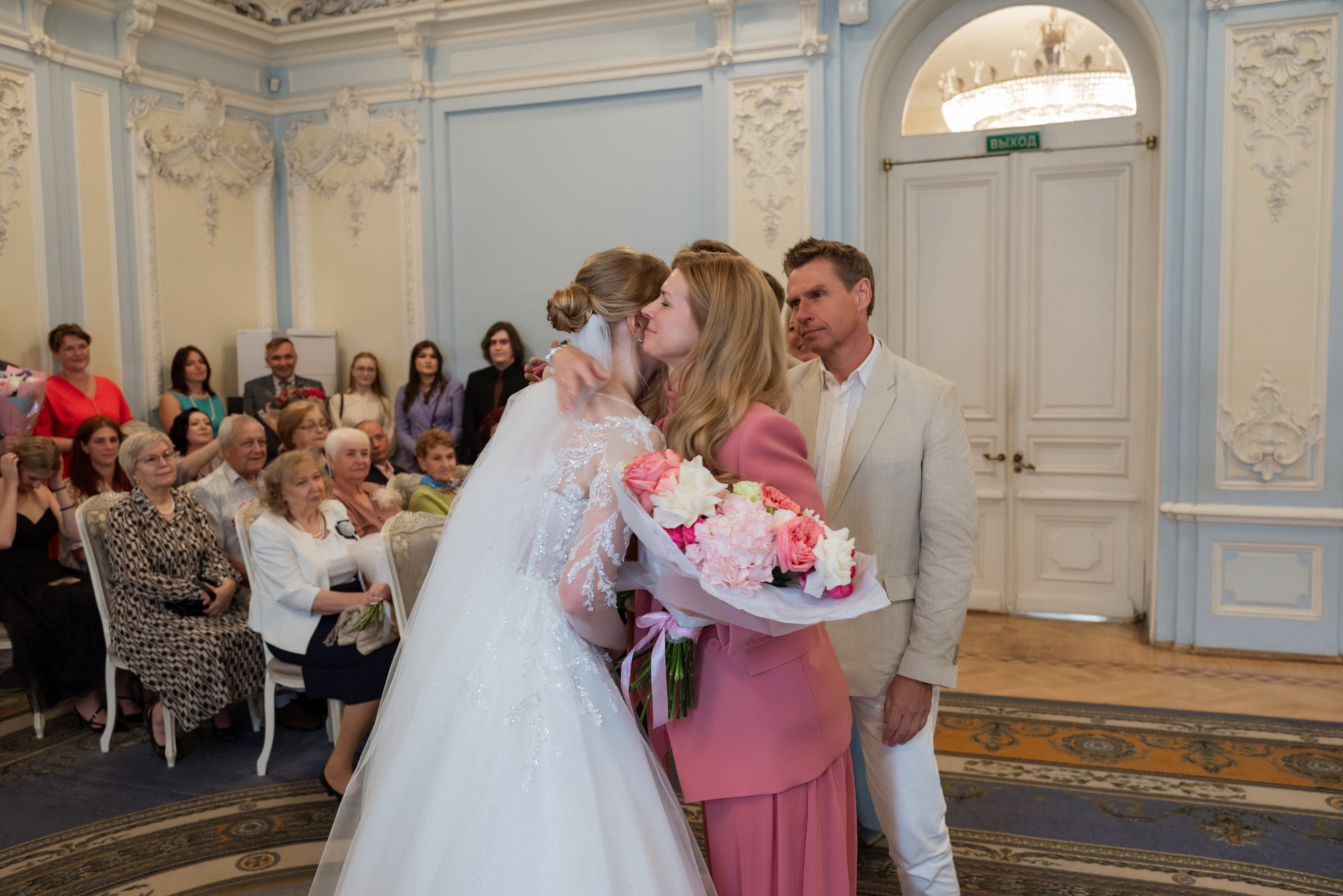 Андрей и Дарина | 10.08.24. Свадебный фотограф в Санкт-Петербурге Владислава Тюльпина